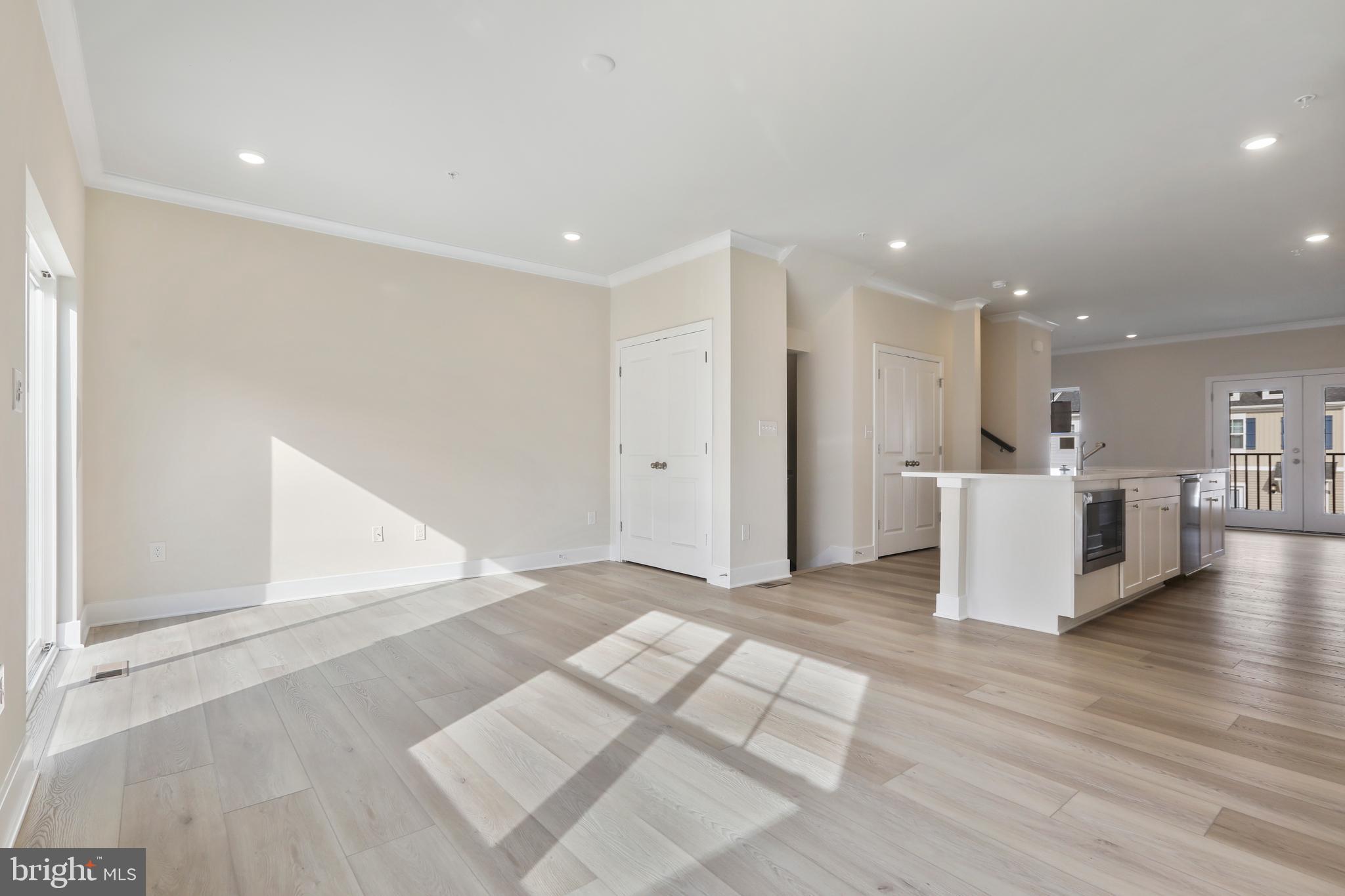 TANYARD COVE NORTH - Residential Lease