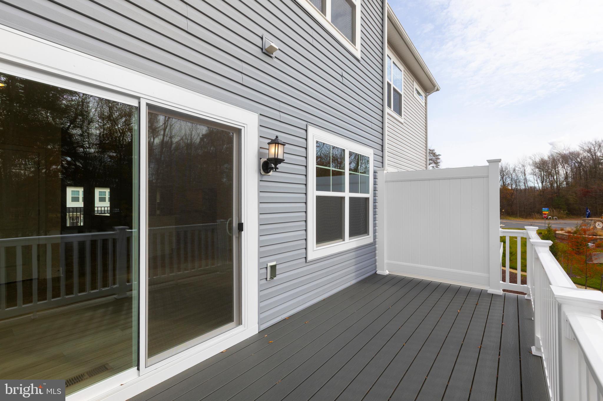 TANYARD COVE NORTH - Residential Lease