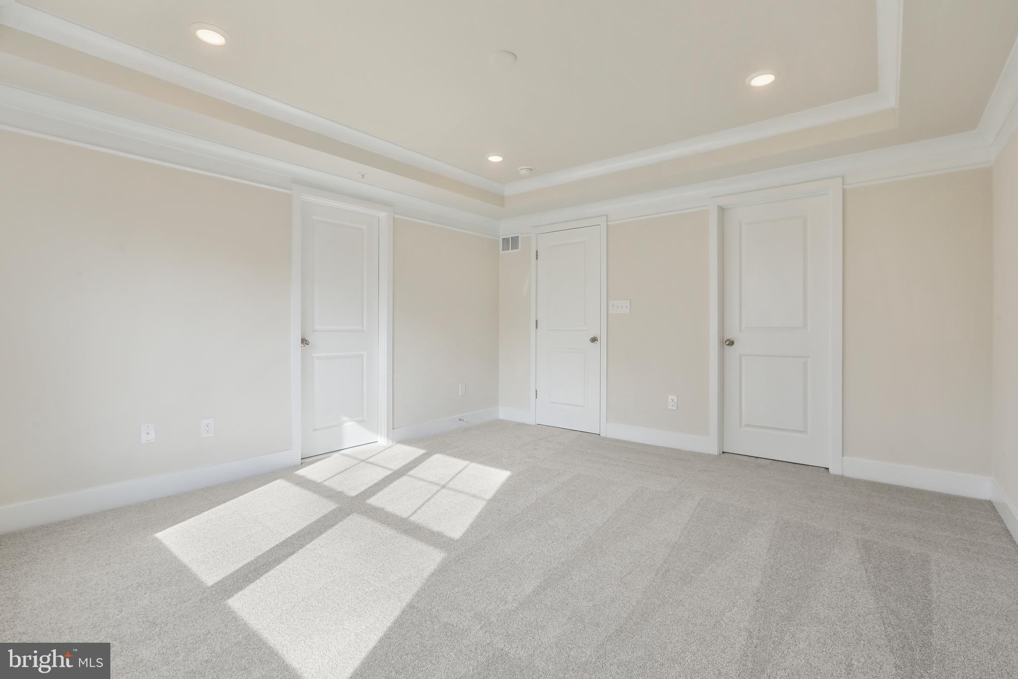 TANYARD COVE NORTH - Residential Lease