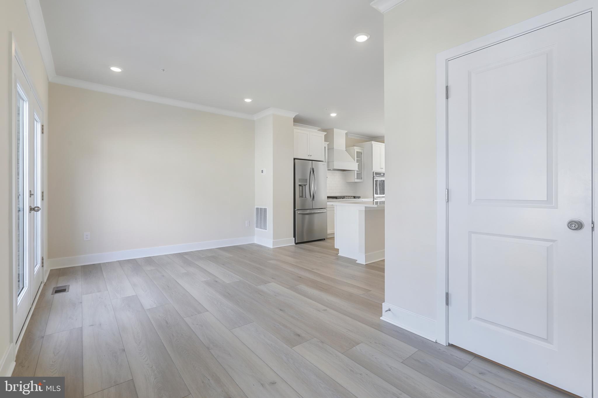 TANYARD COVE NORTH - Residential Lease