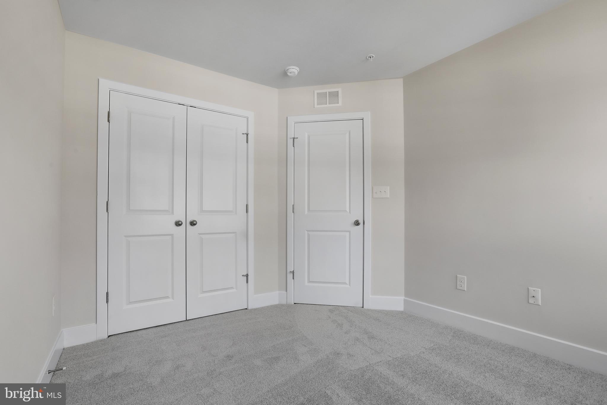 TANYARD COVE NORTH - Residential Lease