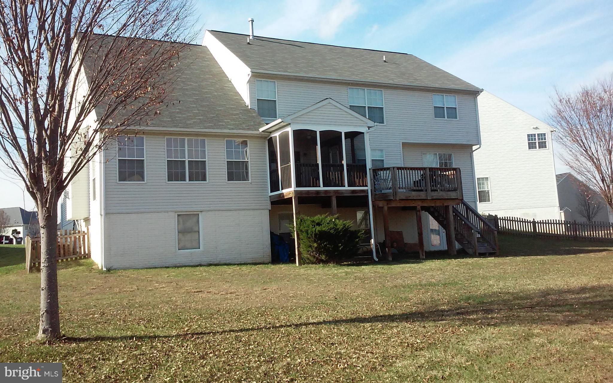 STAFFORD LAKES VILLAGE - Residential