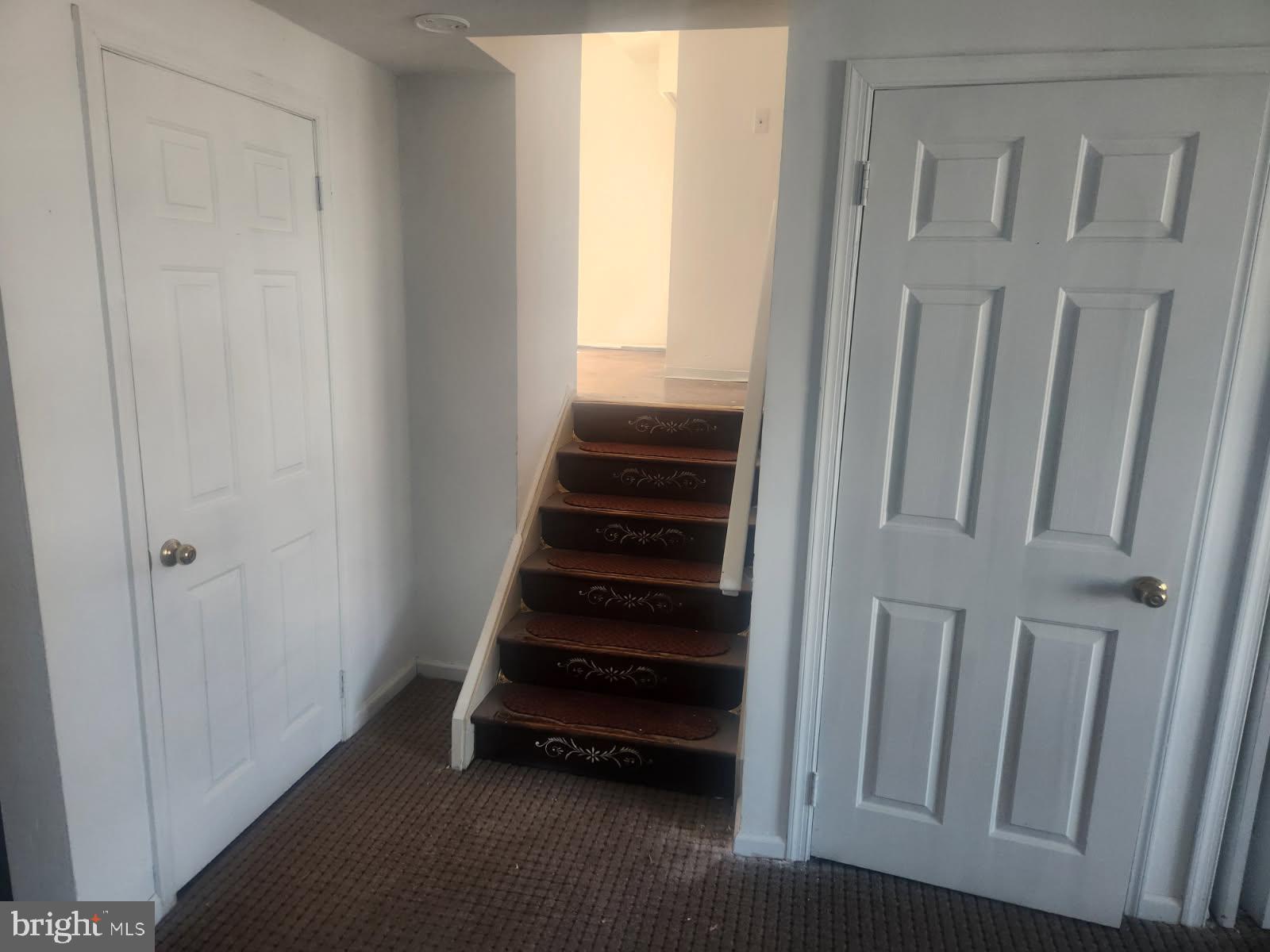 BRIAR HILL FARMS - Residential