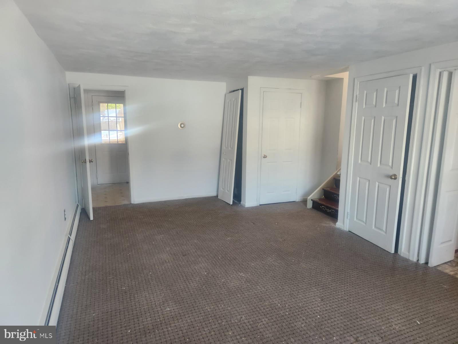 BRIAR HILL FARMS - Residential