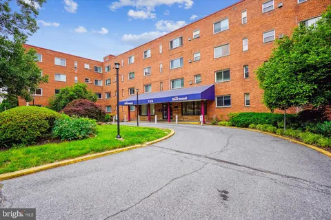 116 Lee Avenue Unit 303, Takoma Park, MD MLS: MDMC2212172