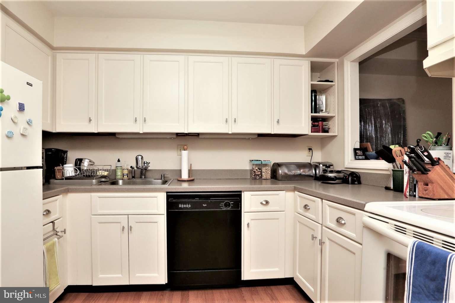 CHESTNUT HILL - Residential Lease