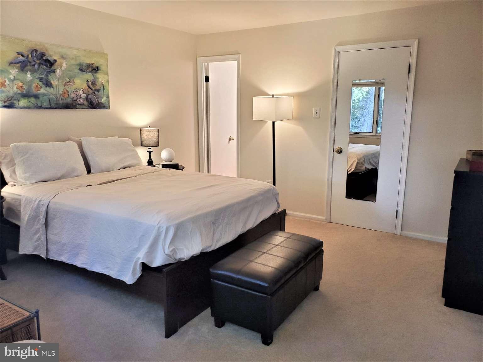 CHESTNUT HILL - Residential Lease