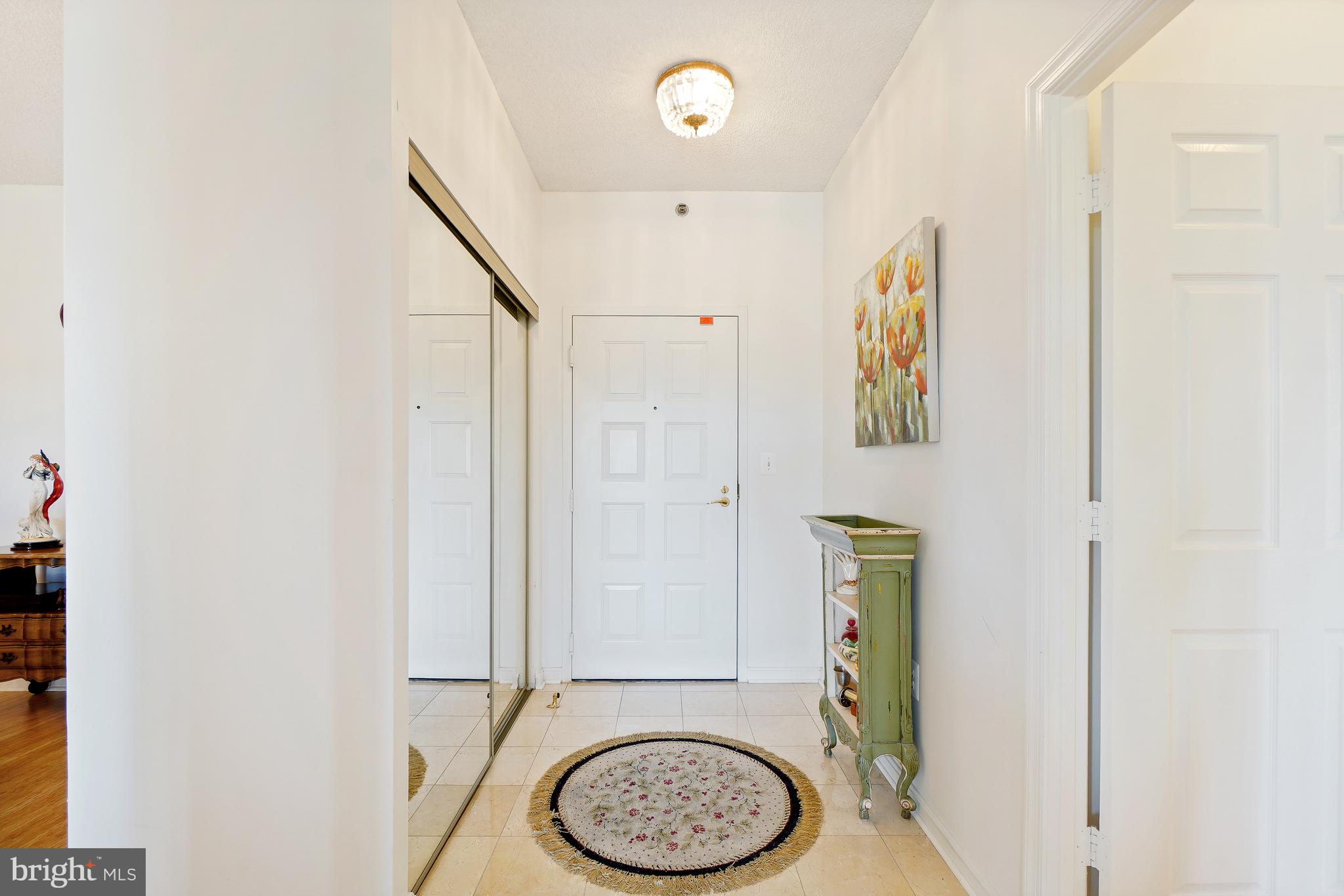 VANTAGE POINT EAST @ LEISURE WORLD - Residential
