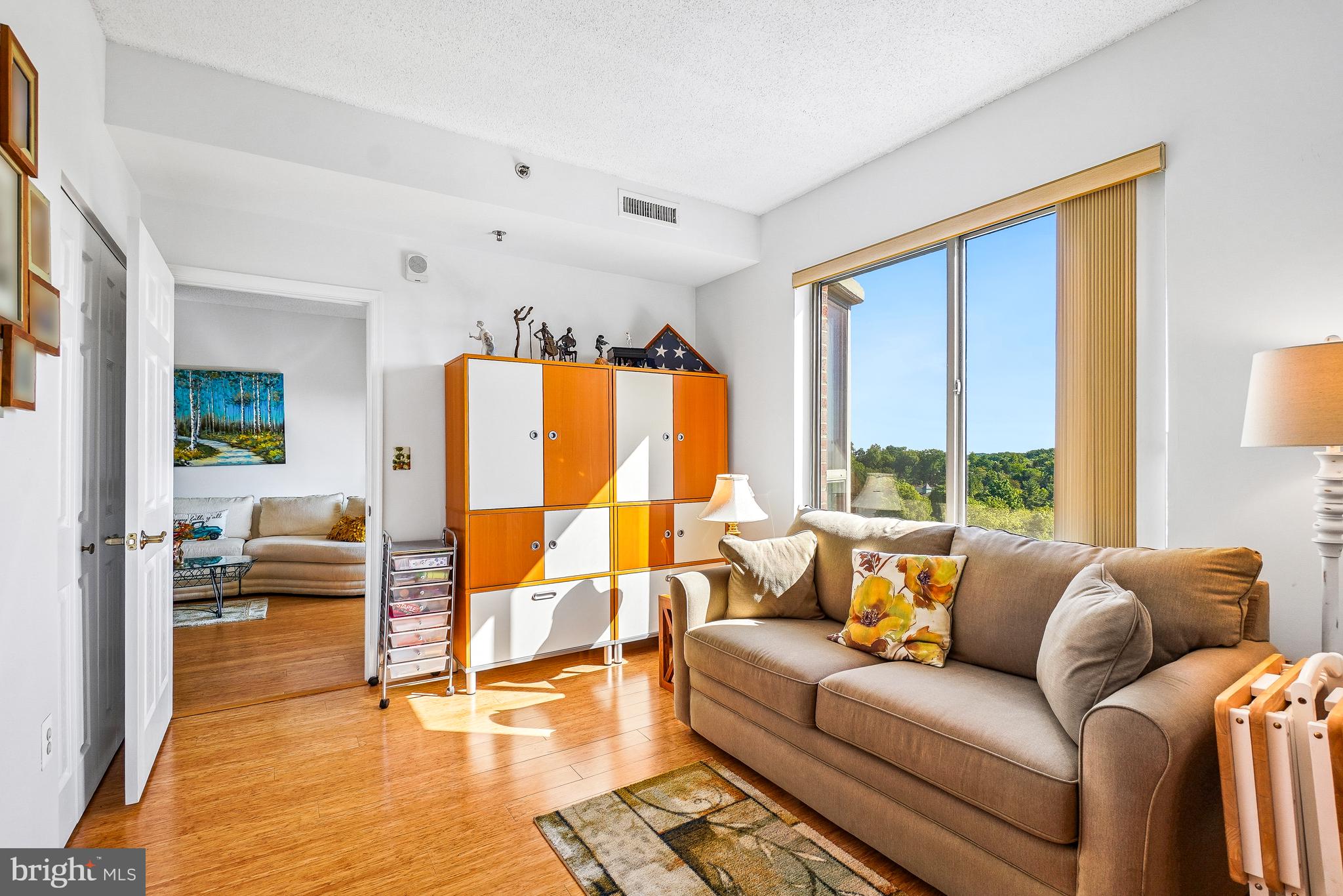 VANTAGE POINT EAST @ LEISURE WORLD - Residential