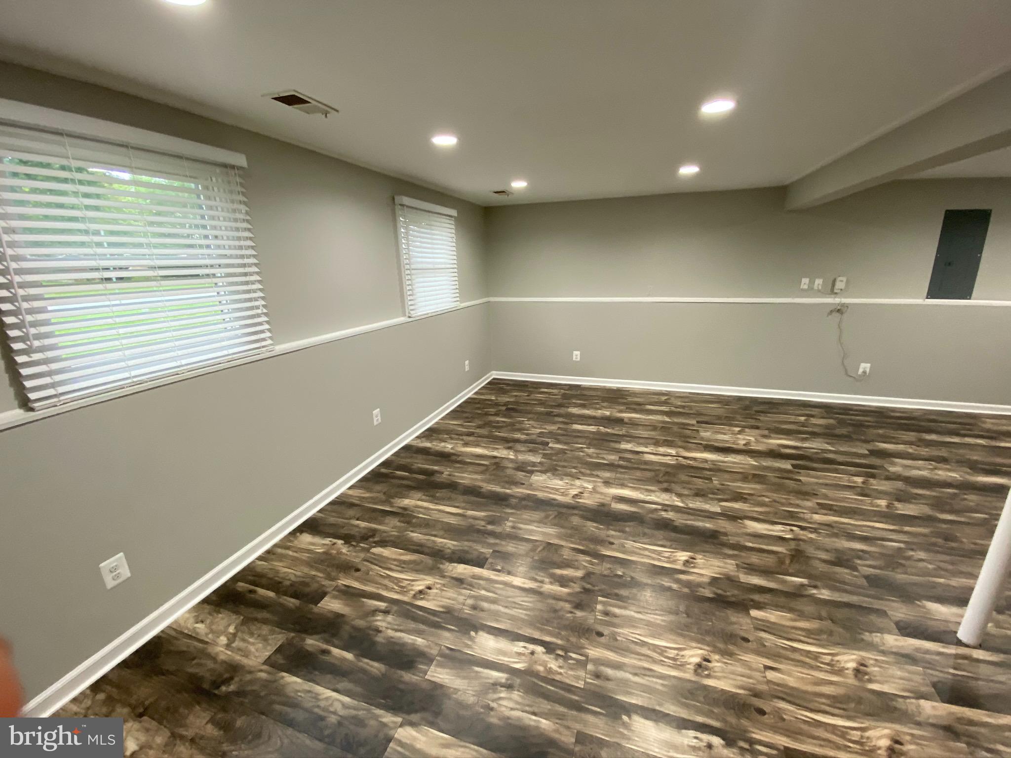 DEER PARK - Residential Lease