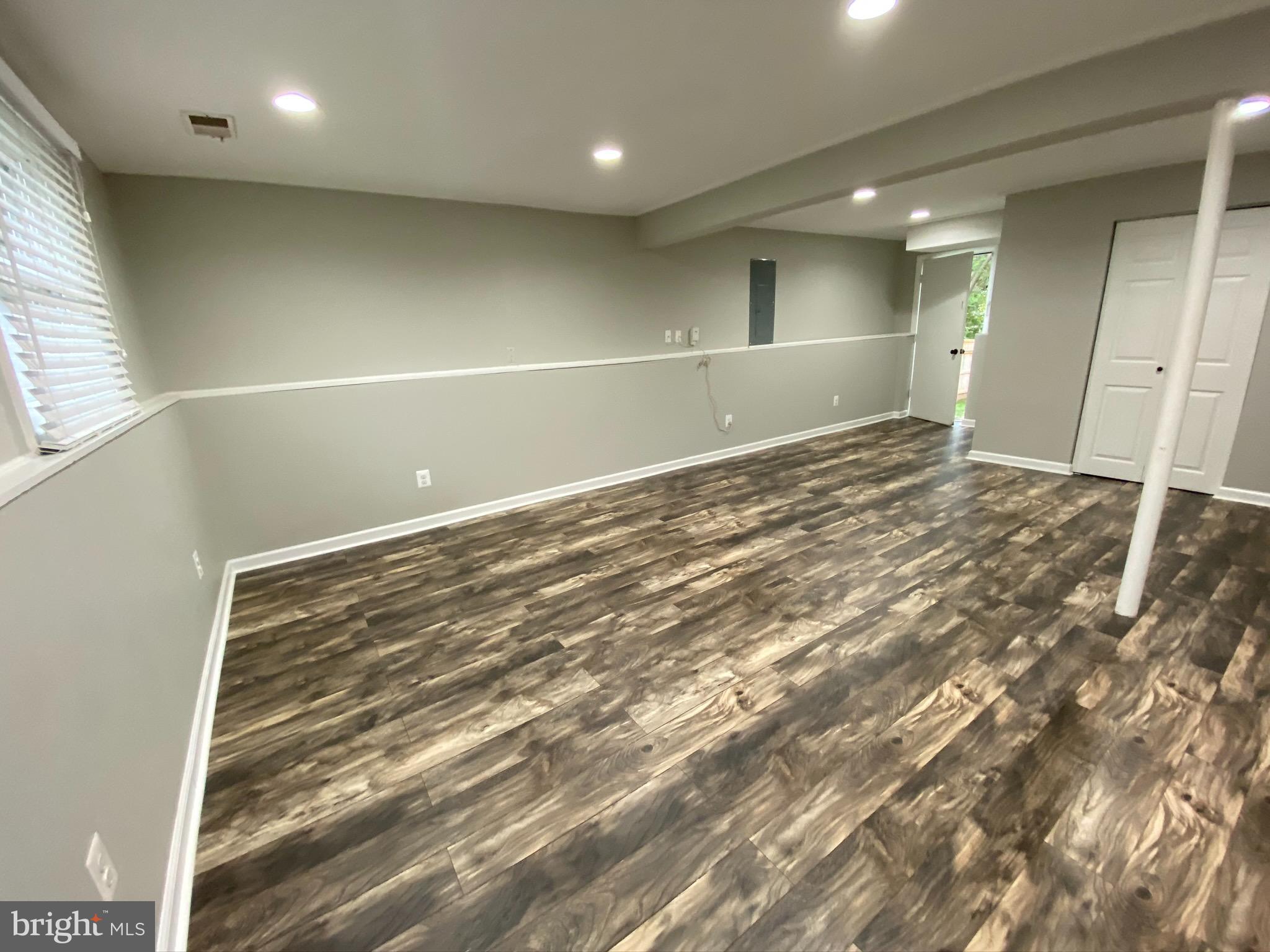 DEER PARK - Residential Lease