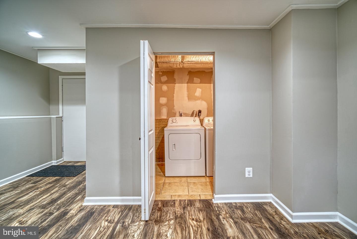 DEER PARK - Residential Lease