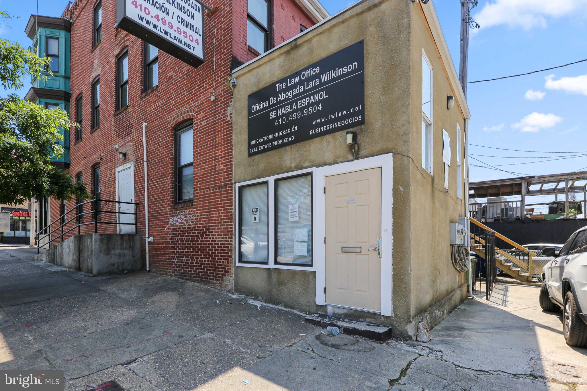 HIGHLANDTOWN - Commercial Lease