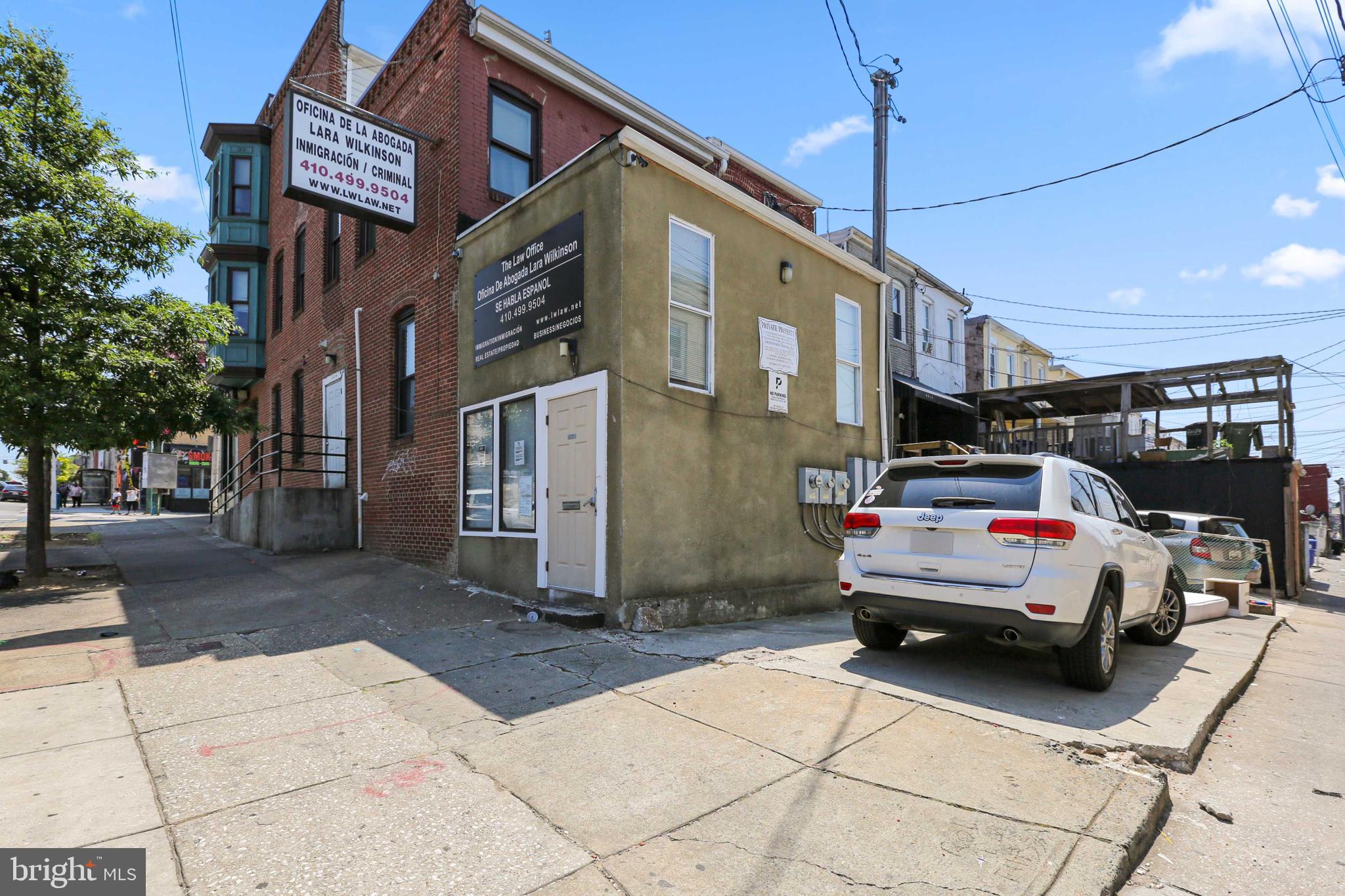 HIGHLANDTOWN - Commercial Lease