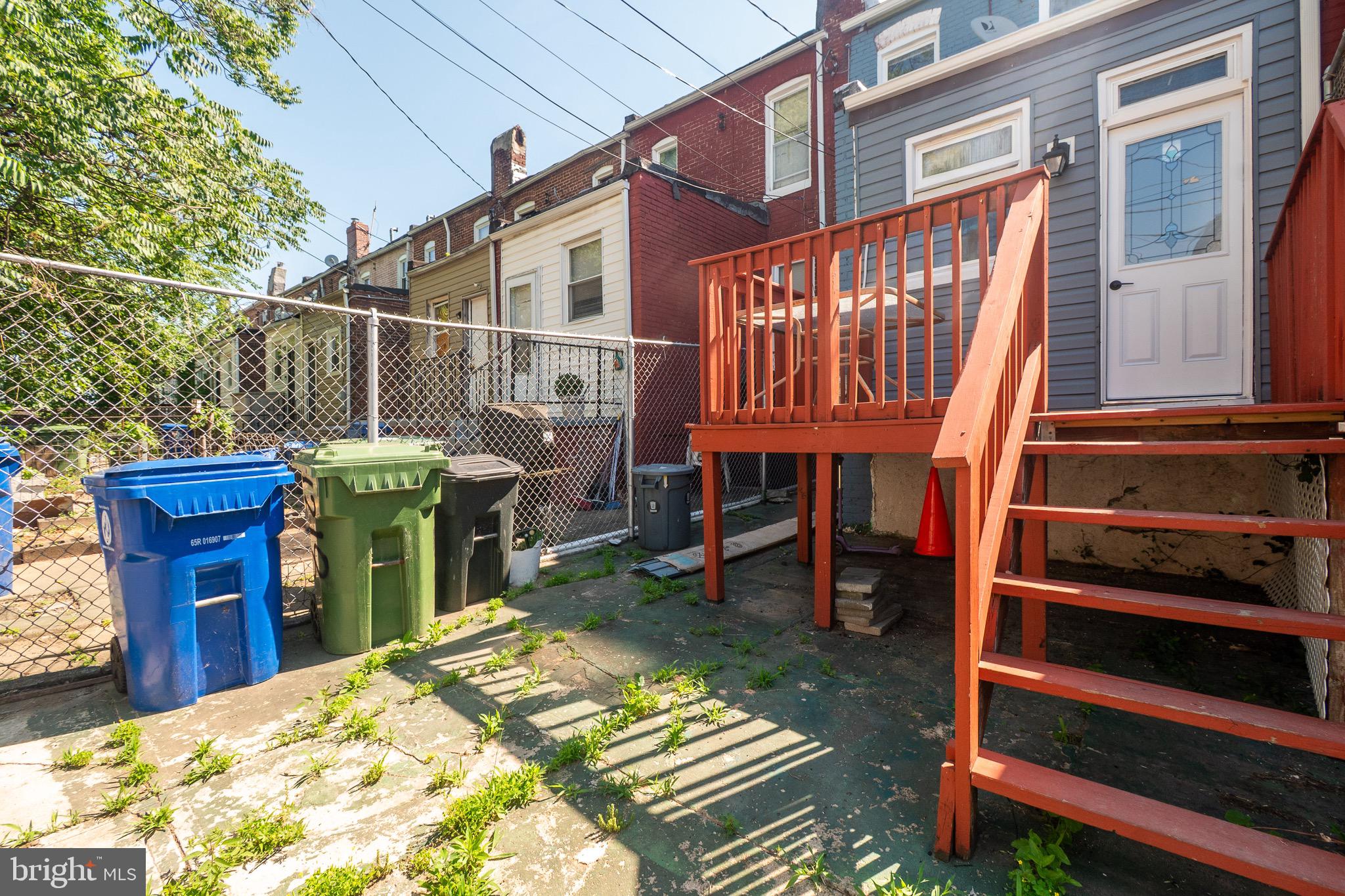 BIDDLE STREET - Residential
