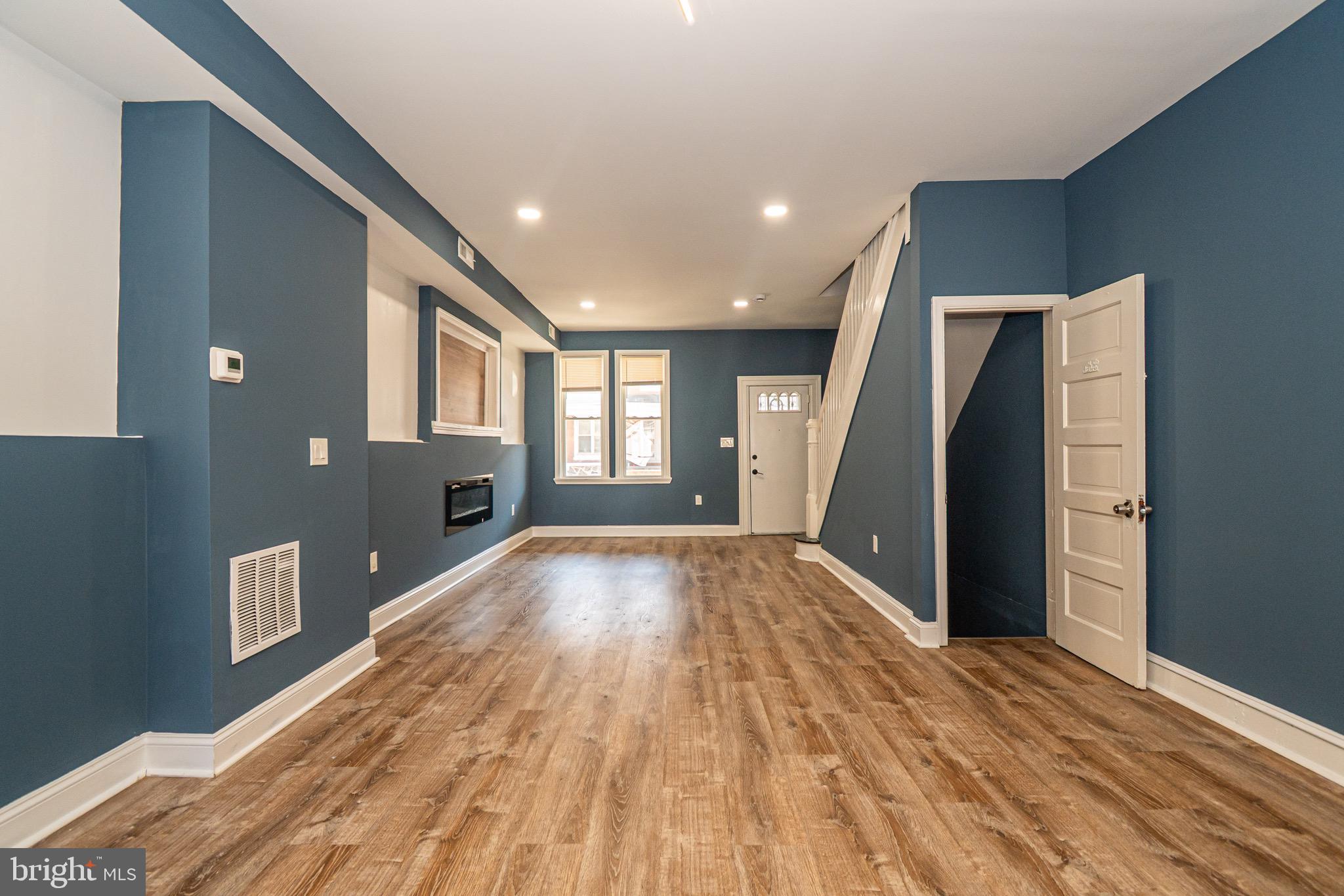 BIDDLE STREET - Residential