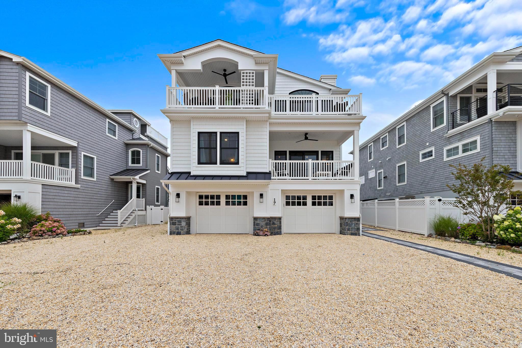 17 W HARDING AVE.