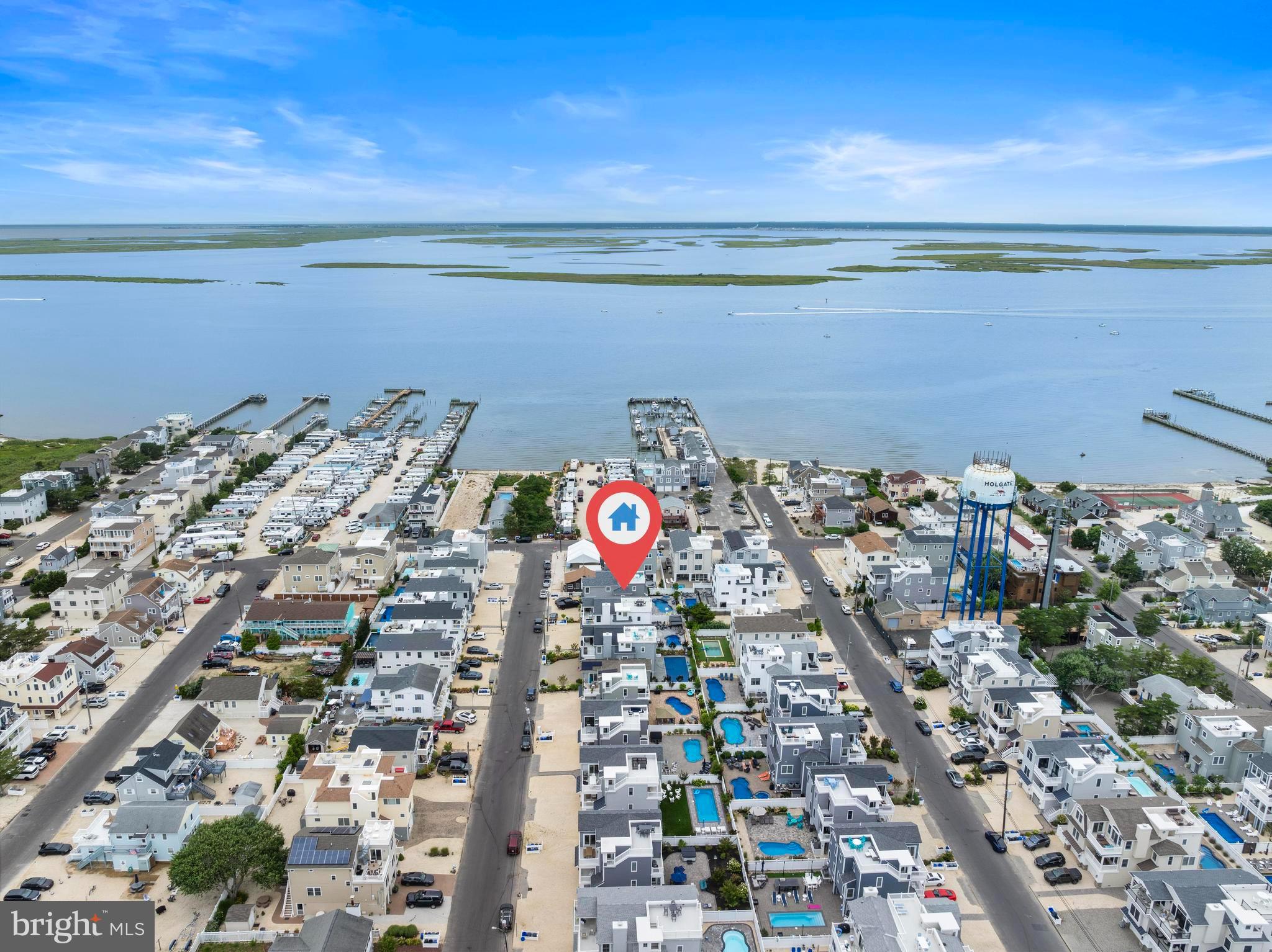 17 W HARDING AVE.