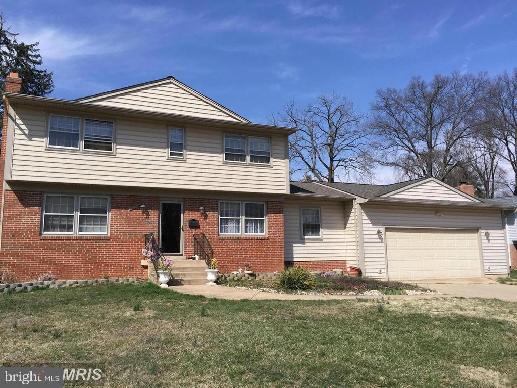 MOSBY WOODS - Residential