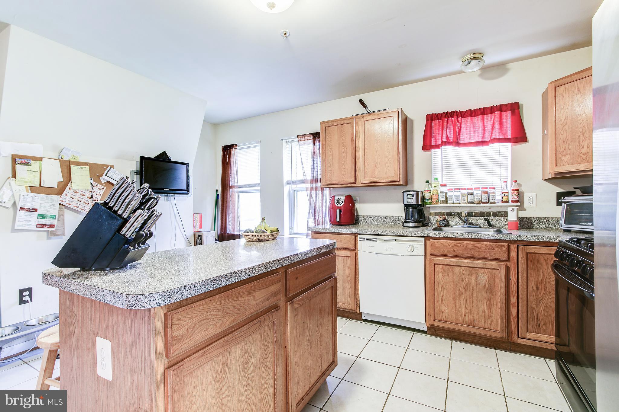 CORAL HILLS- 2ND ADDN - Residential