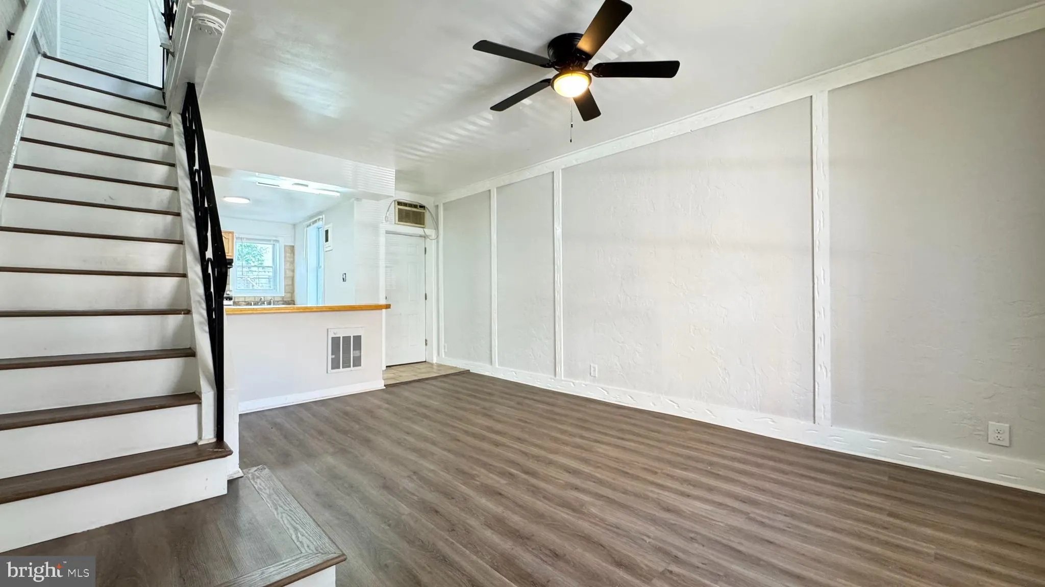 Philadelphia, Pennsylvania 19134, United States, 2 Bedrooms Bedrooms, ,1 BathroomBathrooms,Residential,Contingent,150450