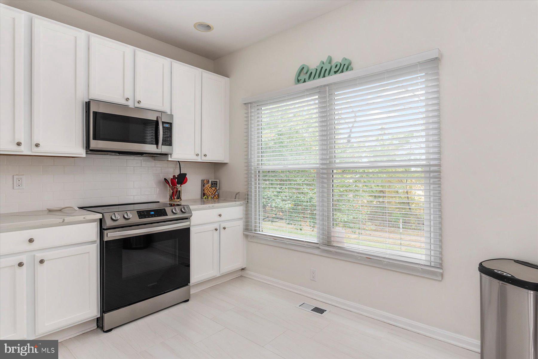 BAYSIDE - Residential