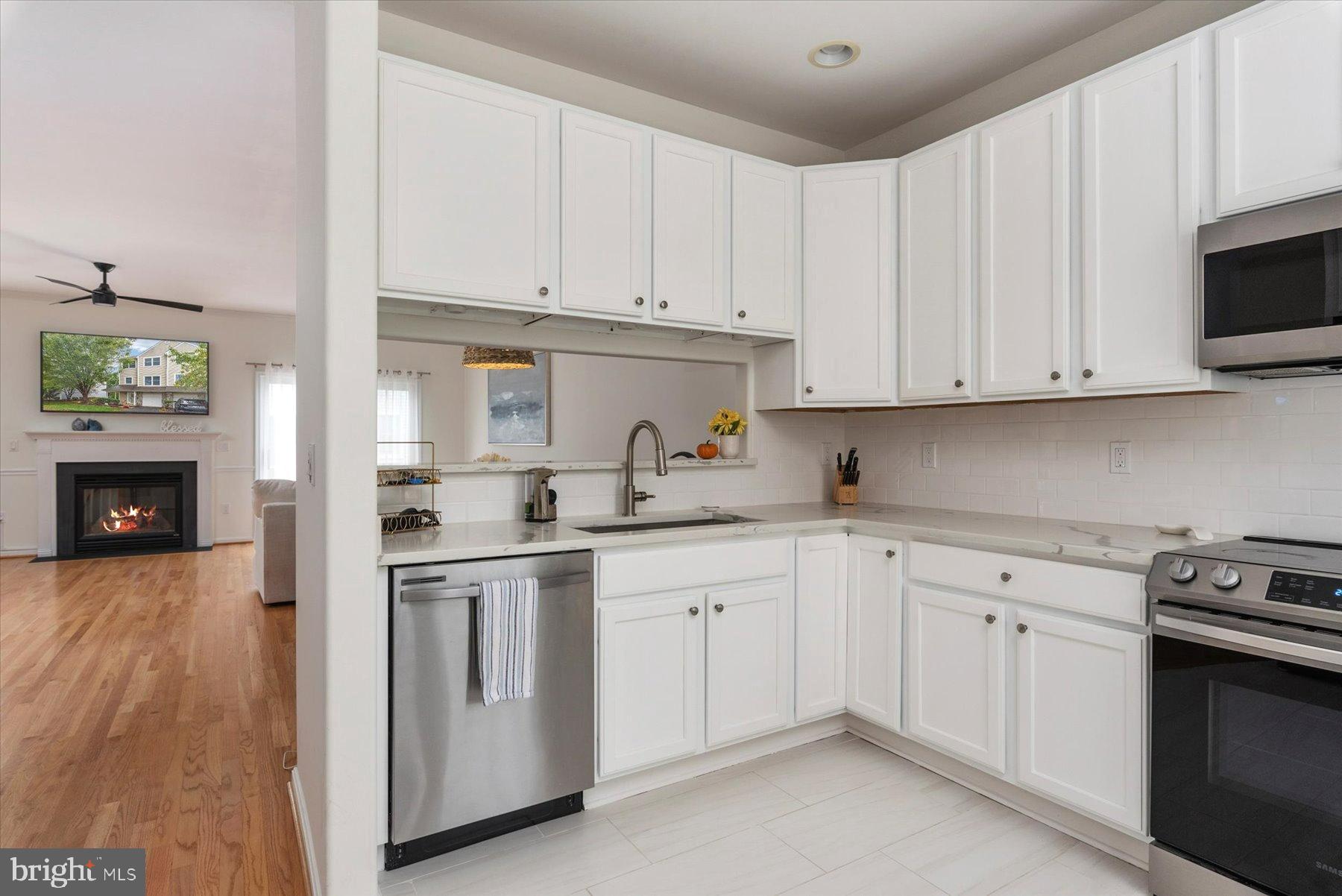 BAYSIDE - Residential