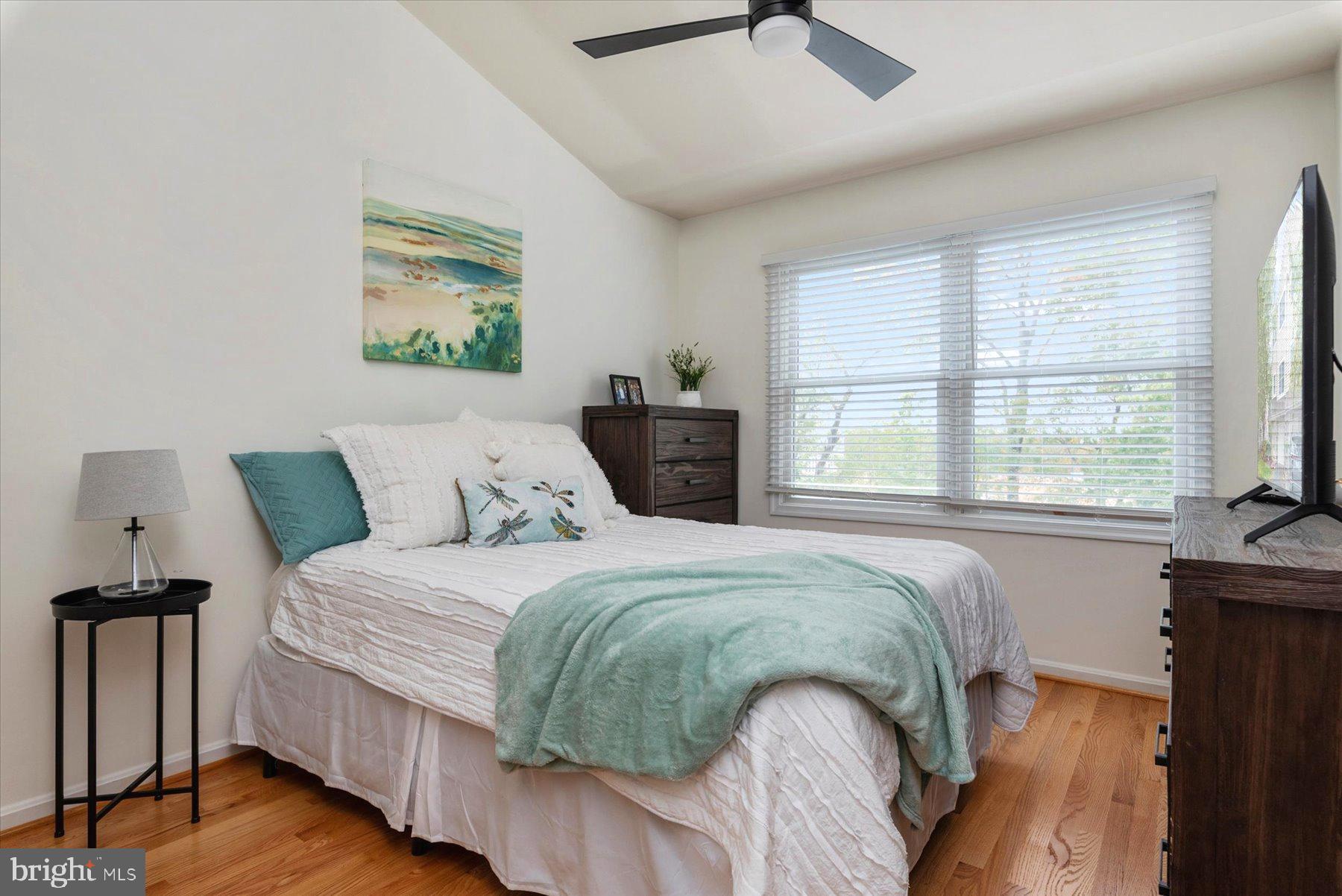 BAYSIDE - Residential