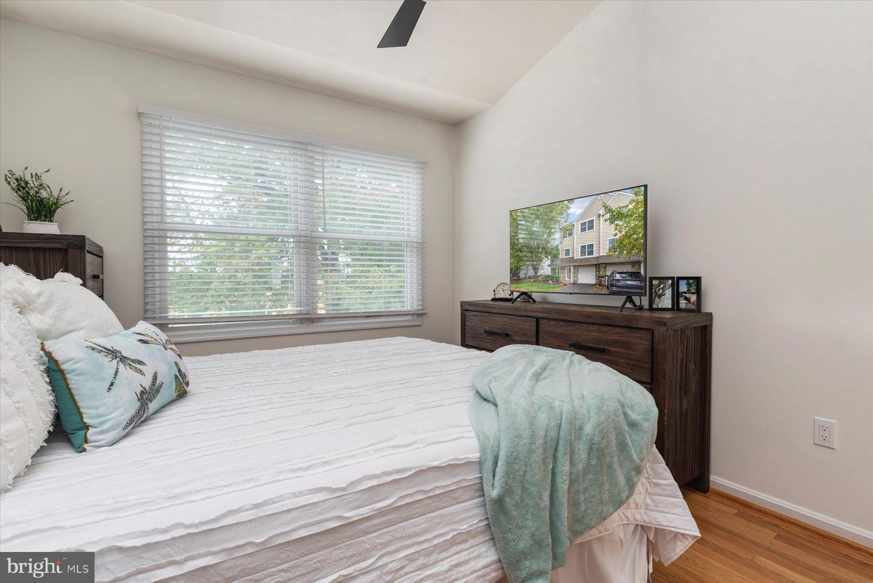 BAYSIDE - Residential