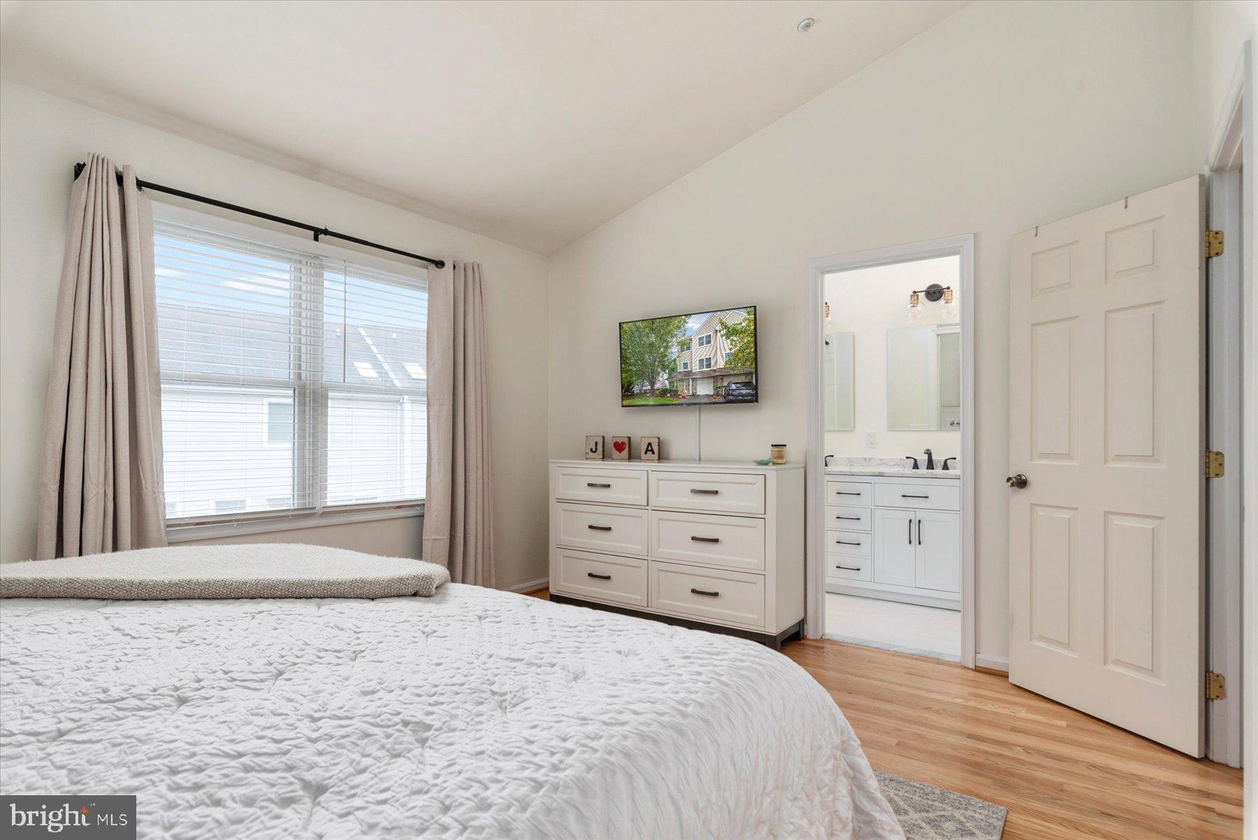 BAYSIDE - Residential