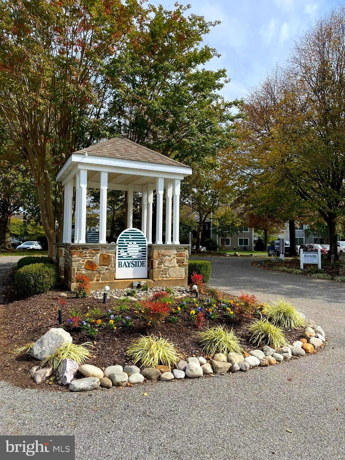 BAYSIDE - Residential