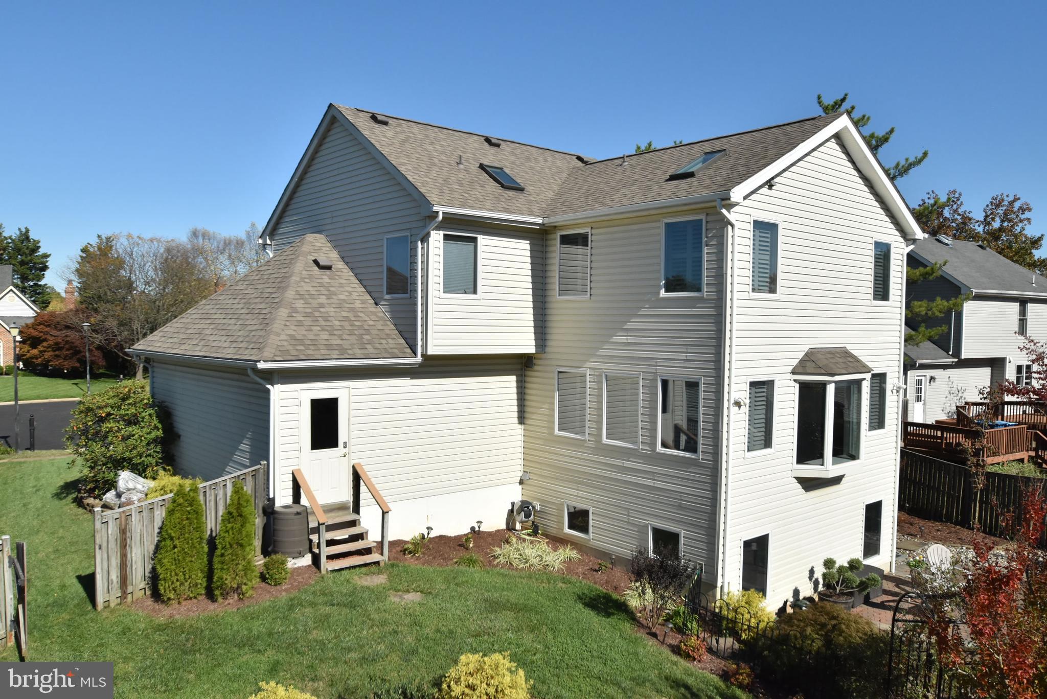 CHANTILLY HIGHLANDS - Residential