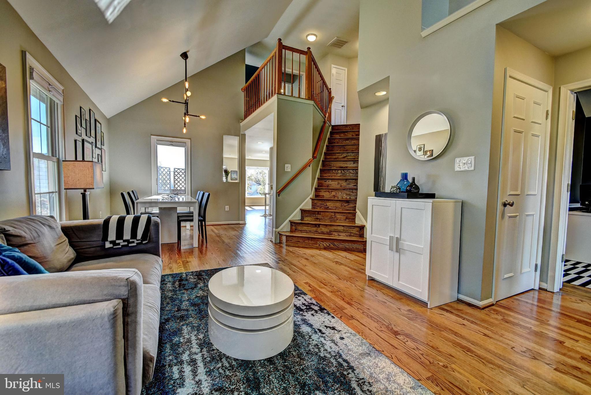 CHANTILLY HIGHLANDS - Residential