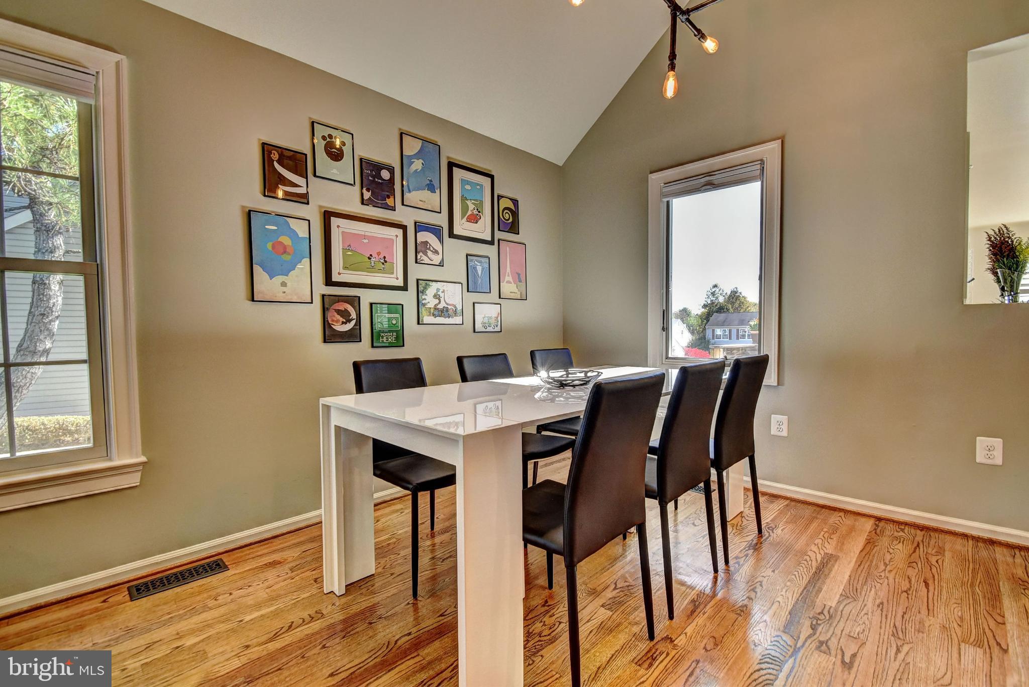 CHANTILLY HIGHLANDS - Residential