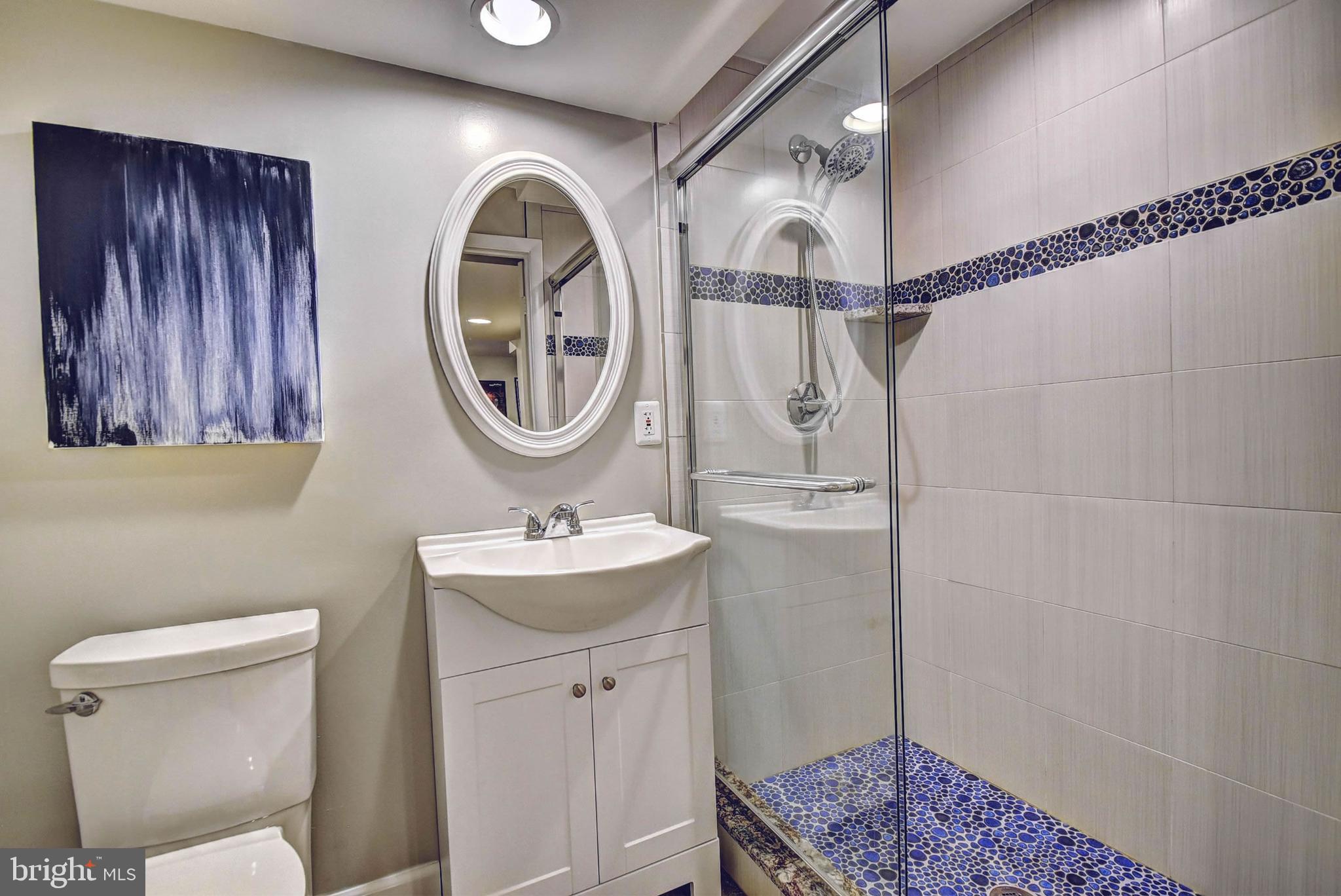 CHANTILLY HIGHLANDS - Residential