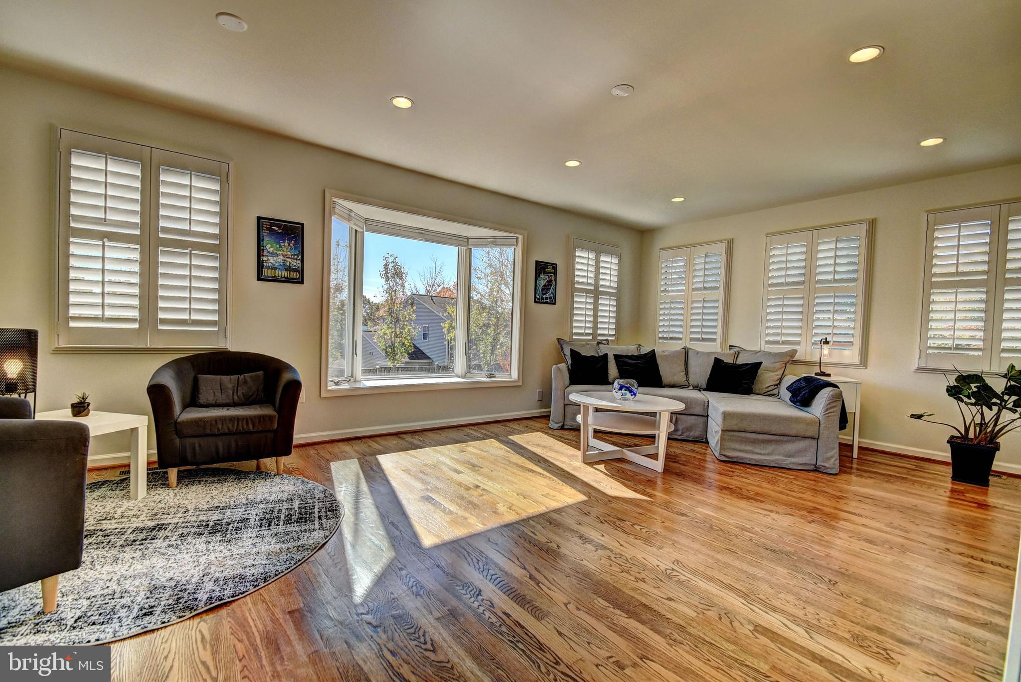 CHANTILLY HIGHLANDS - Residential