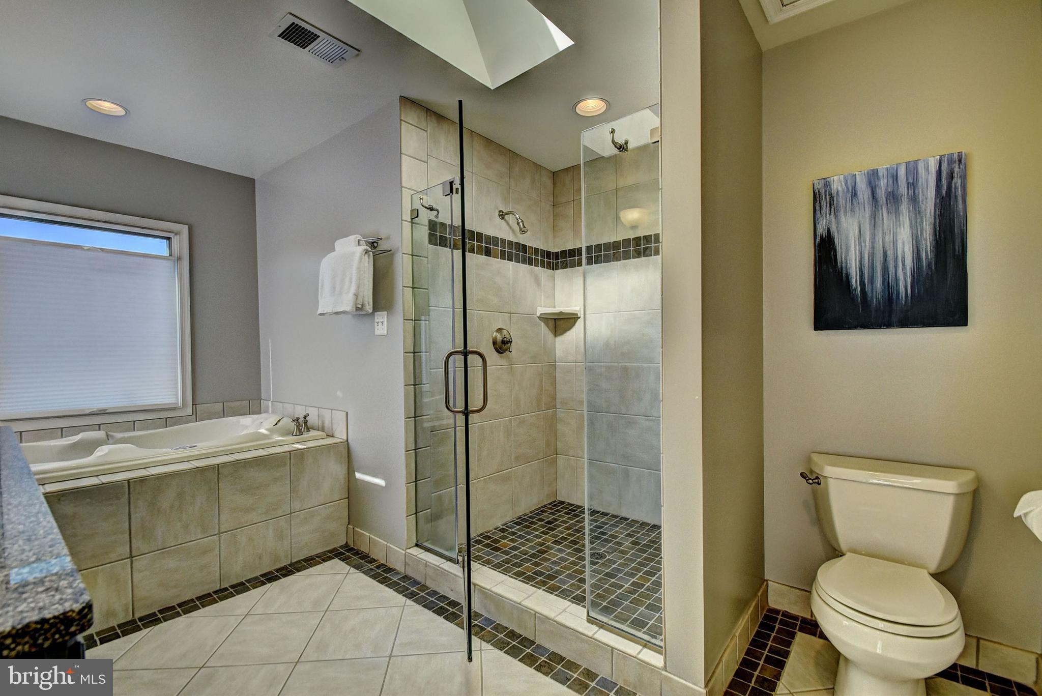 CHANTILLY HIGHLANDS - Residential