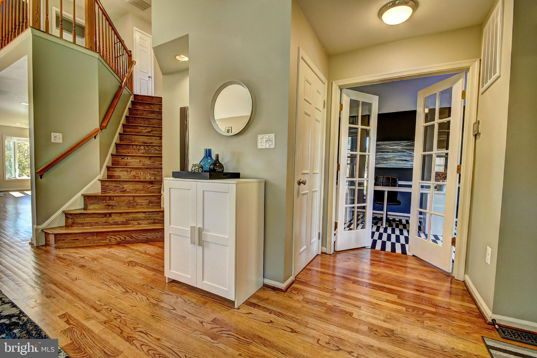 CHANTILLY HIGHLANDS - Residential