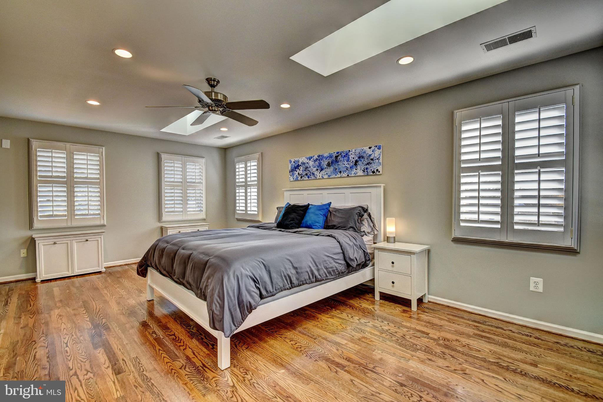 CHANTILLY HIGHLANDS - Residential