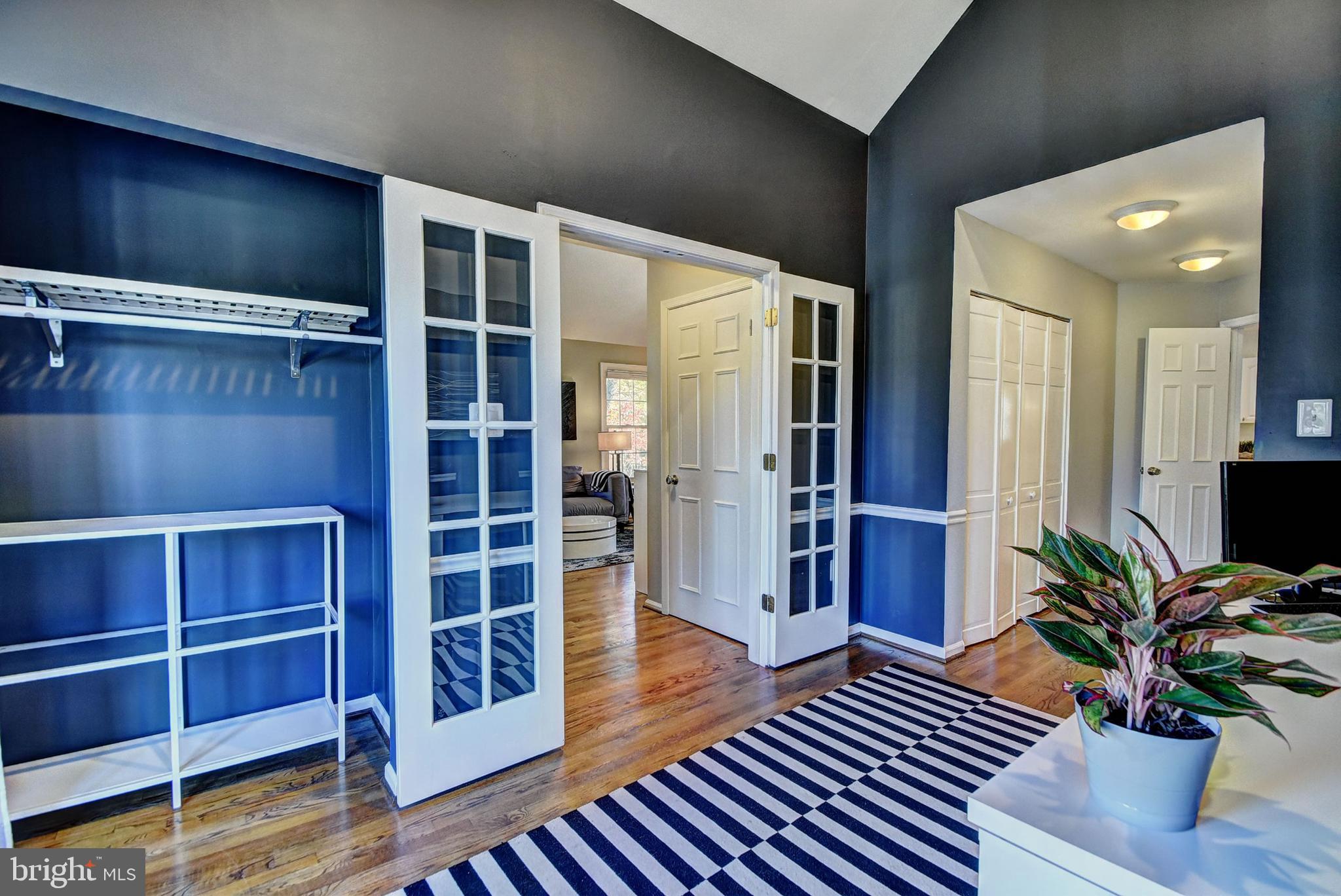 CHANTILLY HIGHLANDS - Residential