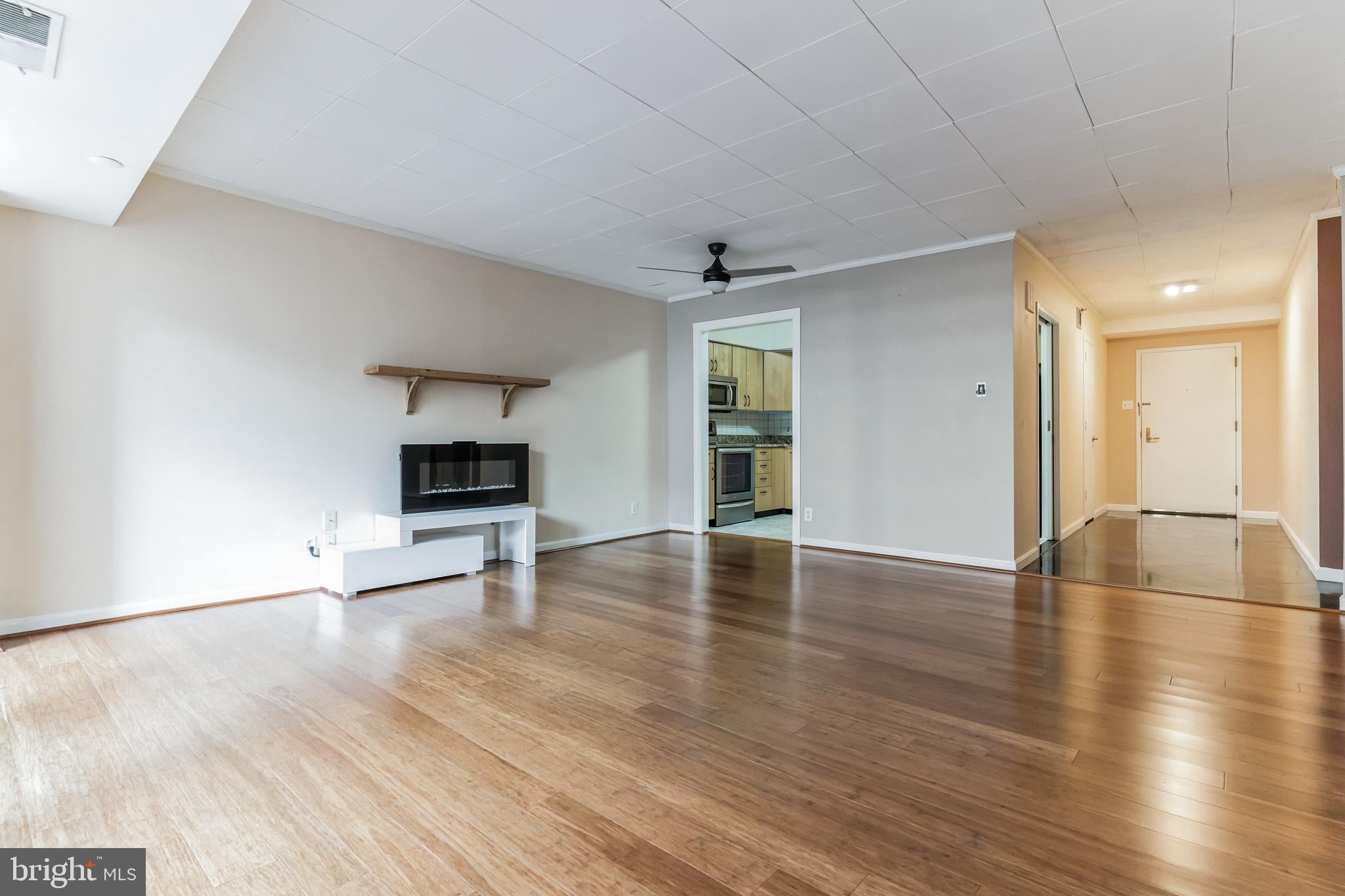 1200 CRYSTAL DRIVE 514