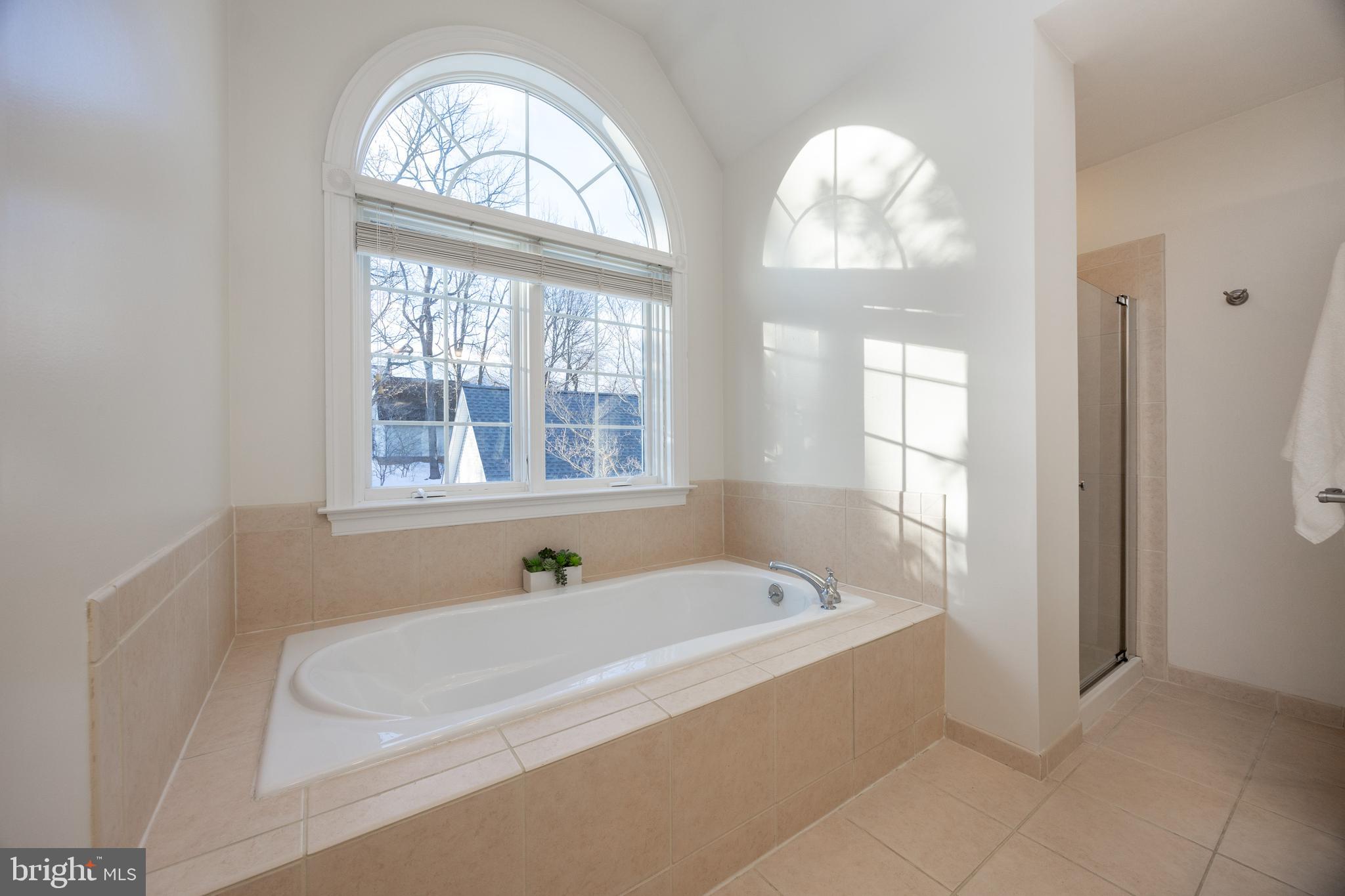 WEATHERSTONE - Residential