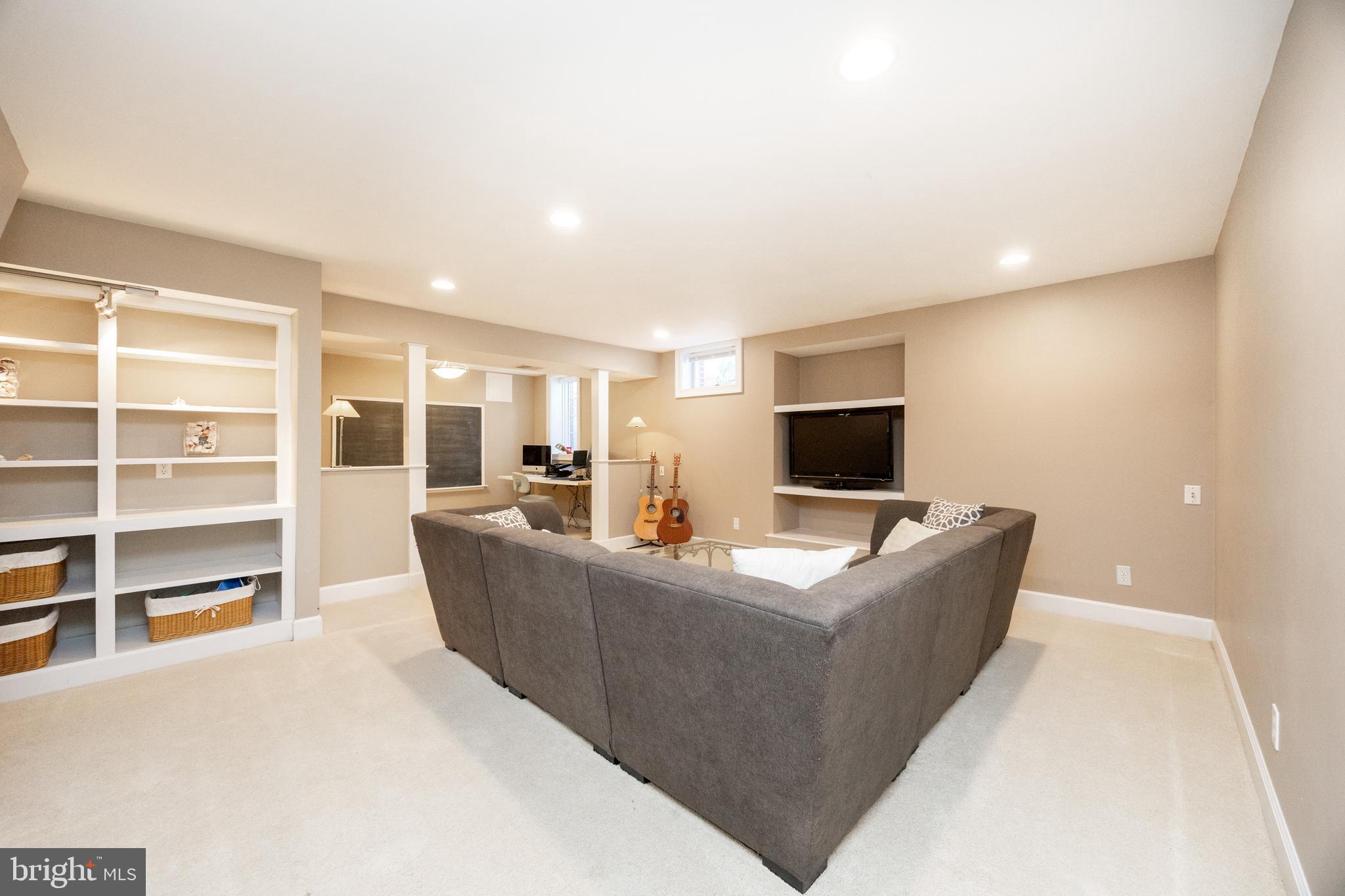 WEATHERSTONE - Residential