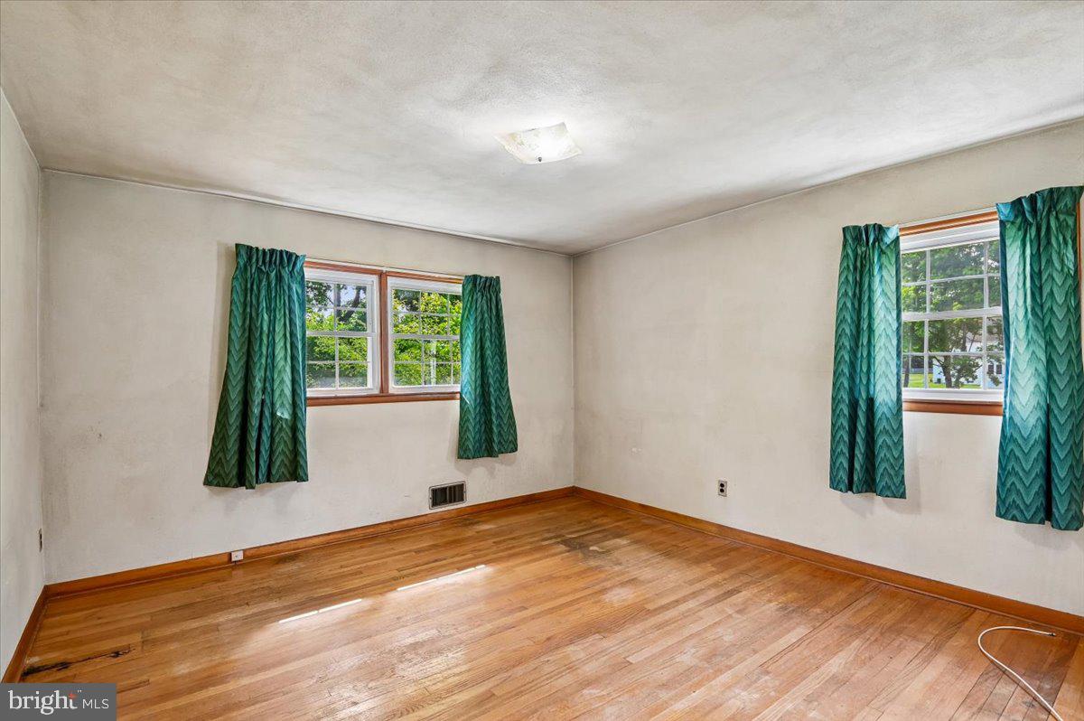 ST MARGARETS - Residential
