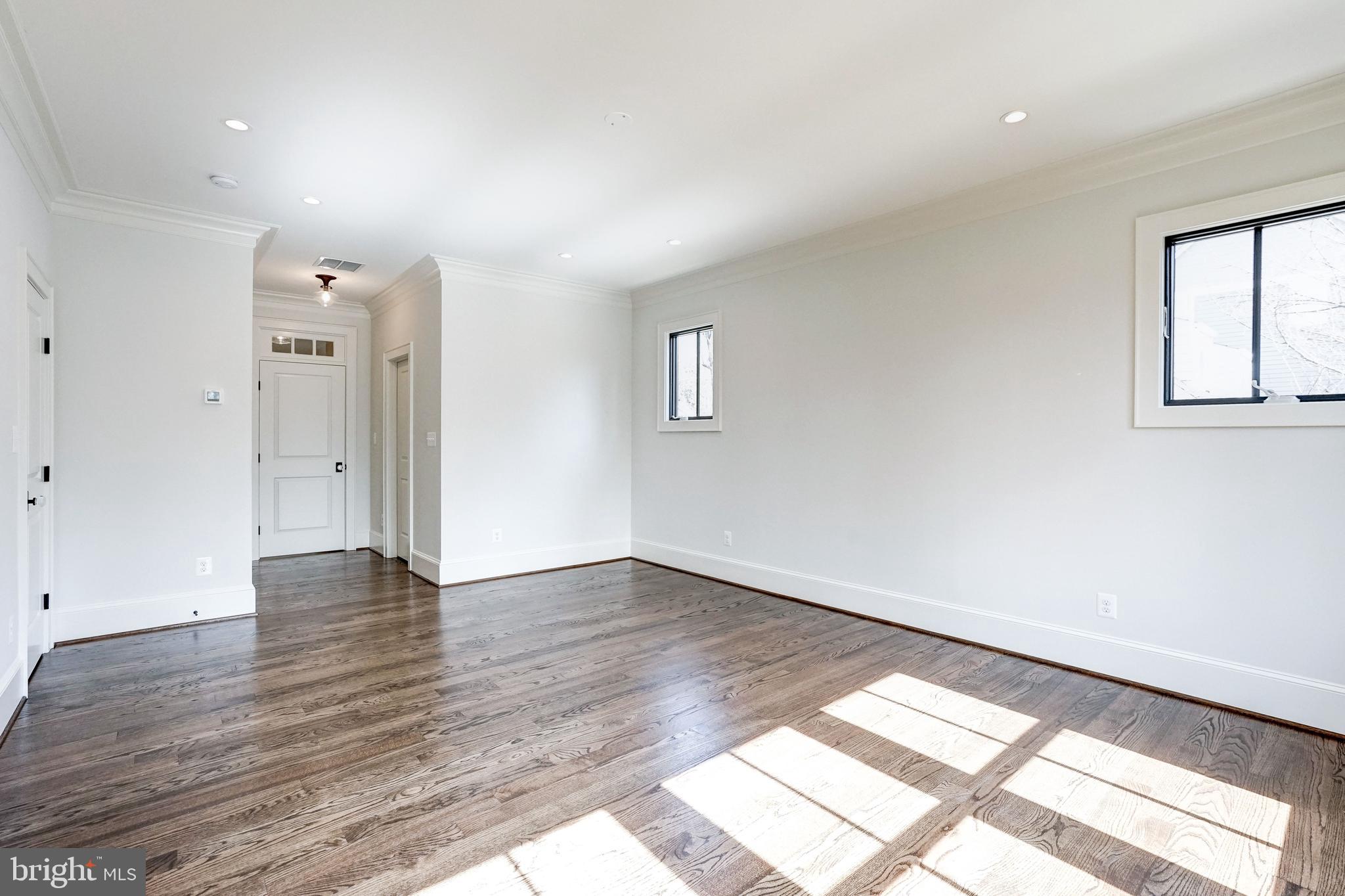 ROCK SPRING - Residential