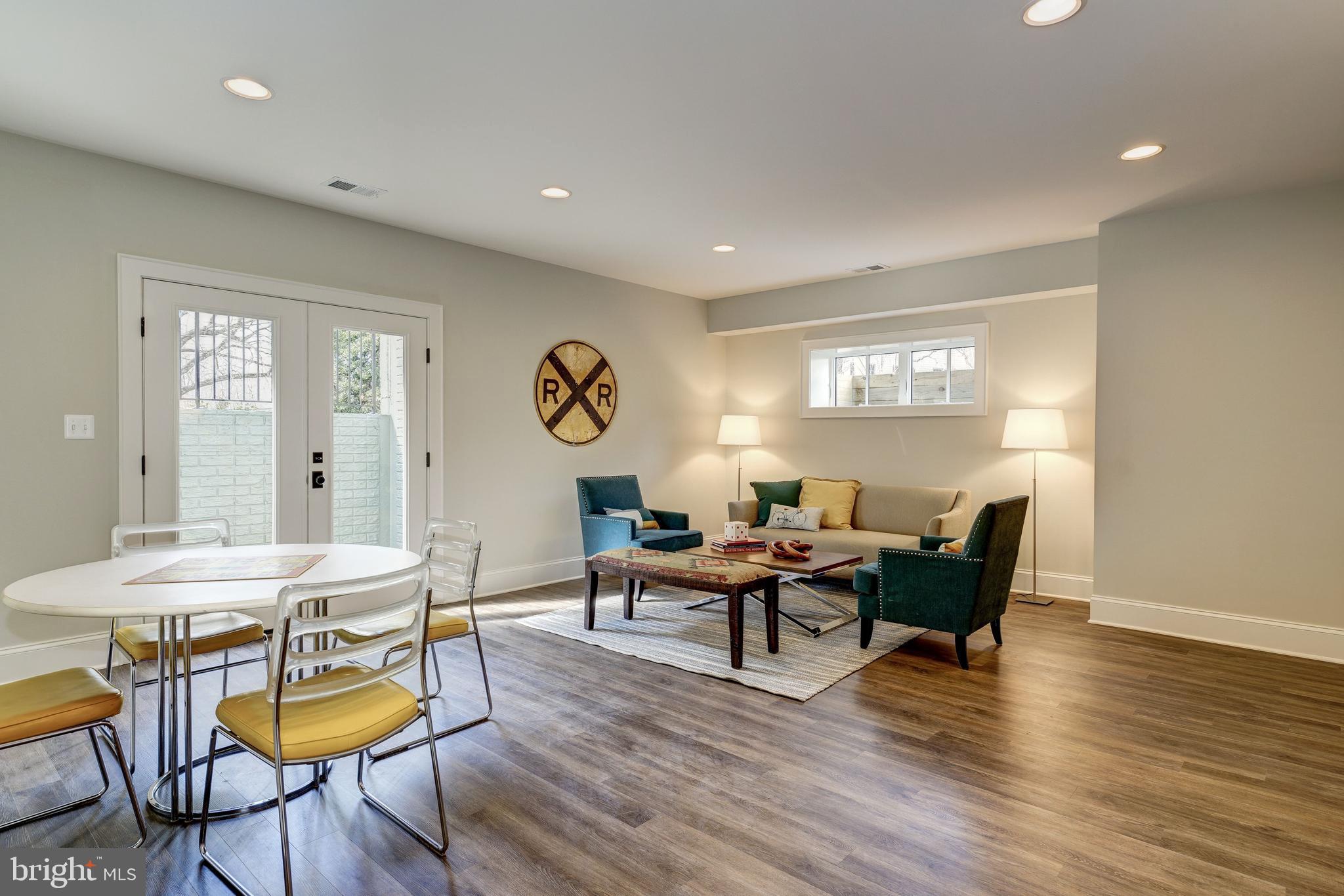 ROCK SPRING - Residential