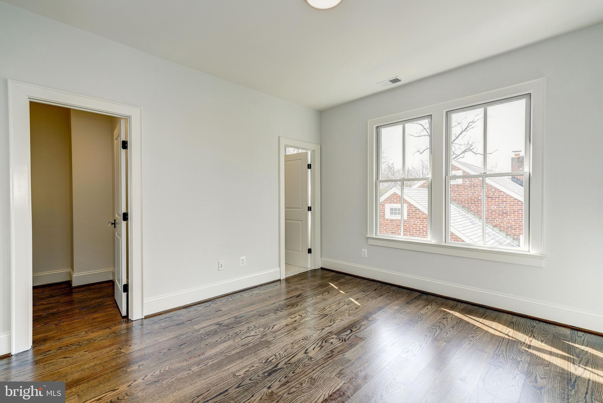 ROCK SPRING - Residential