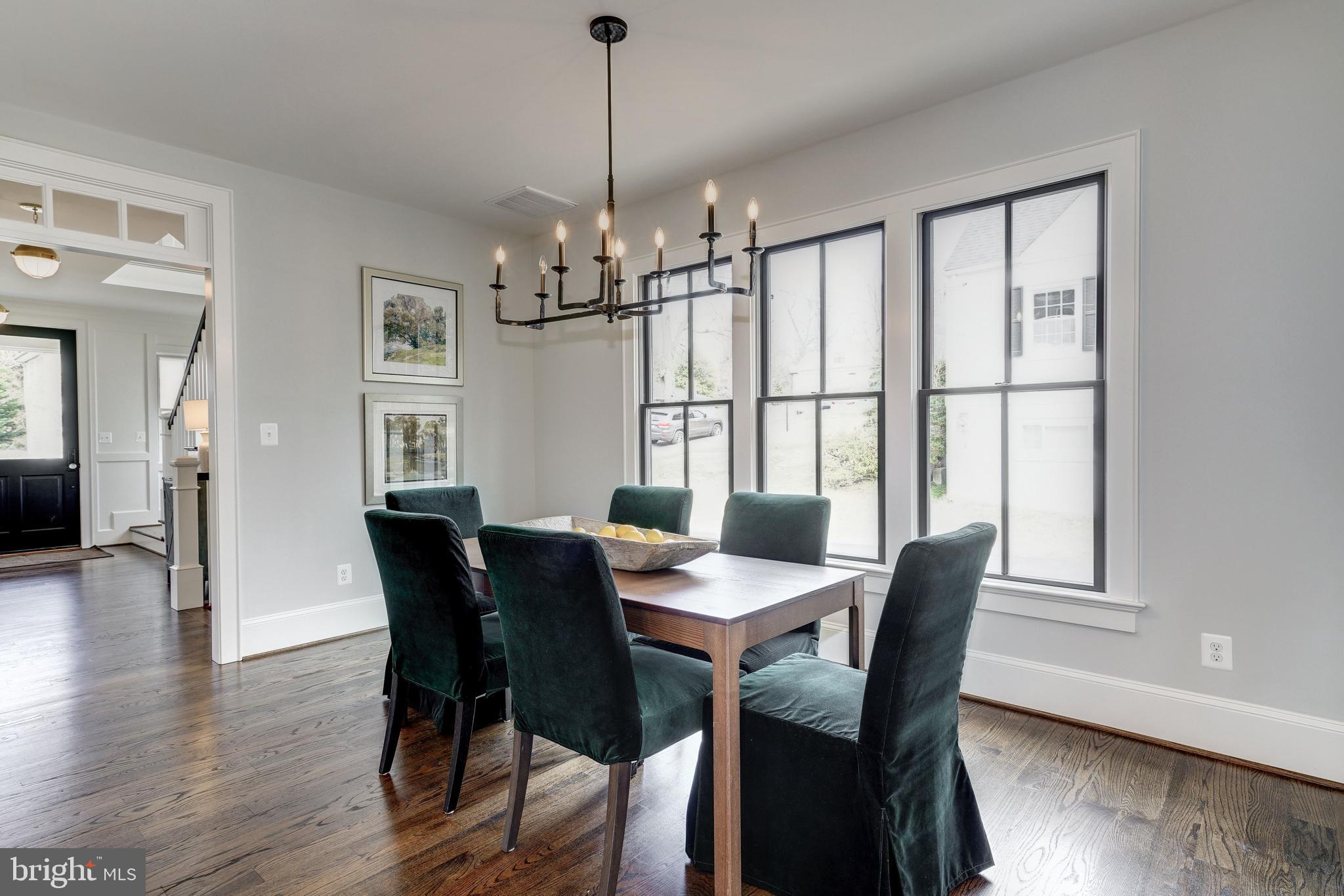 ROCK SPRING - Residential