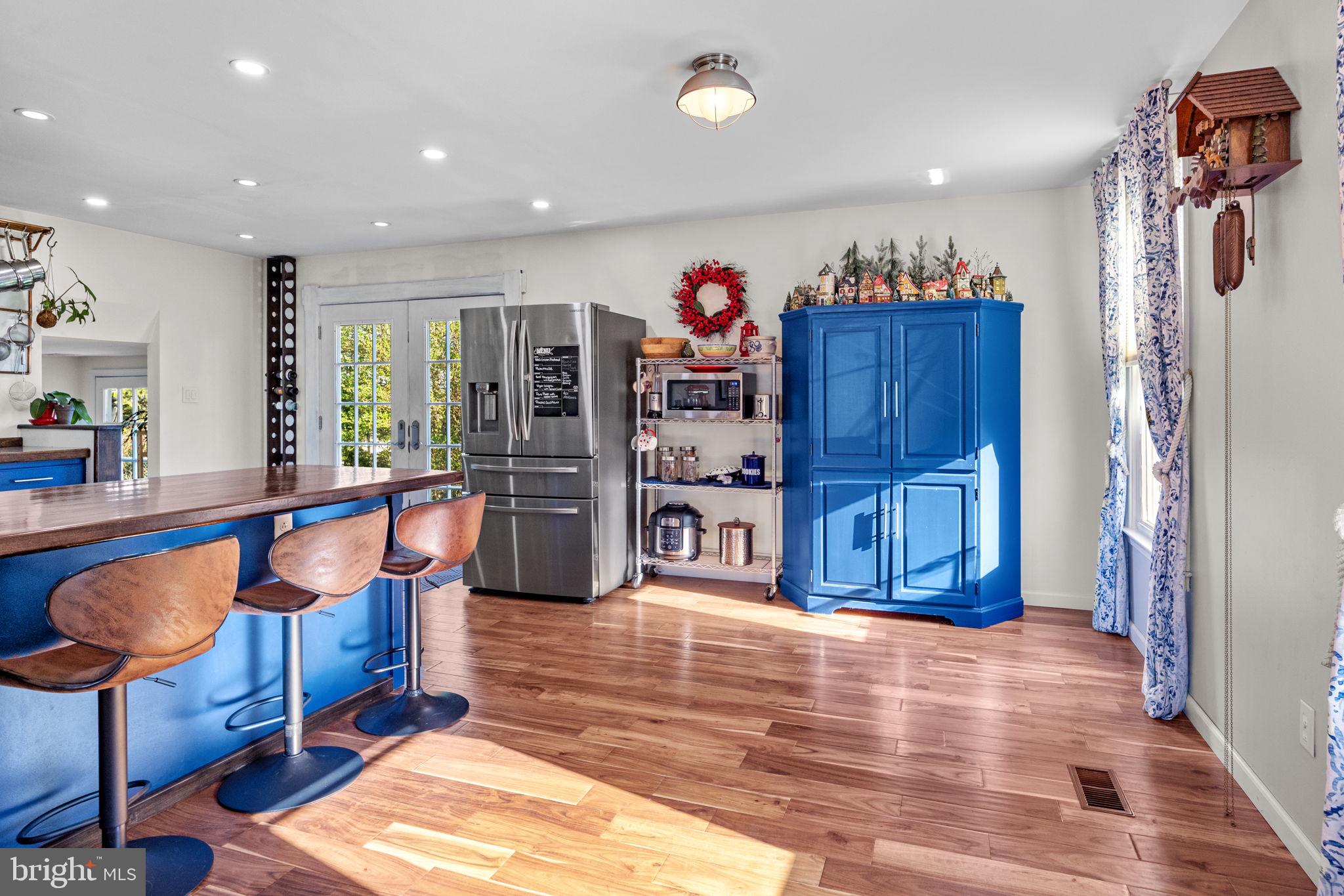 NESHAMINY VALLEY - Residential