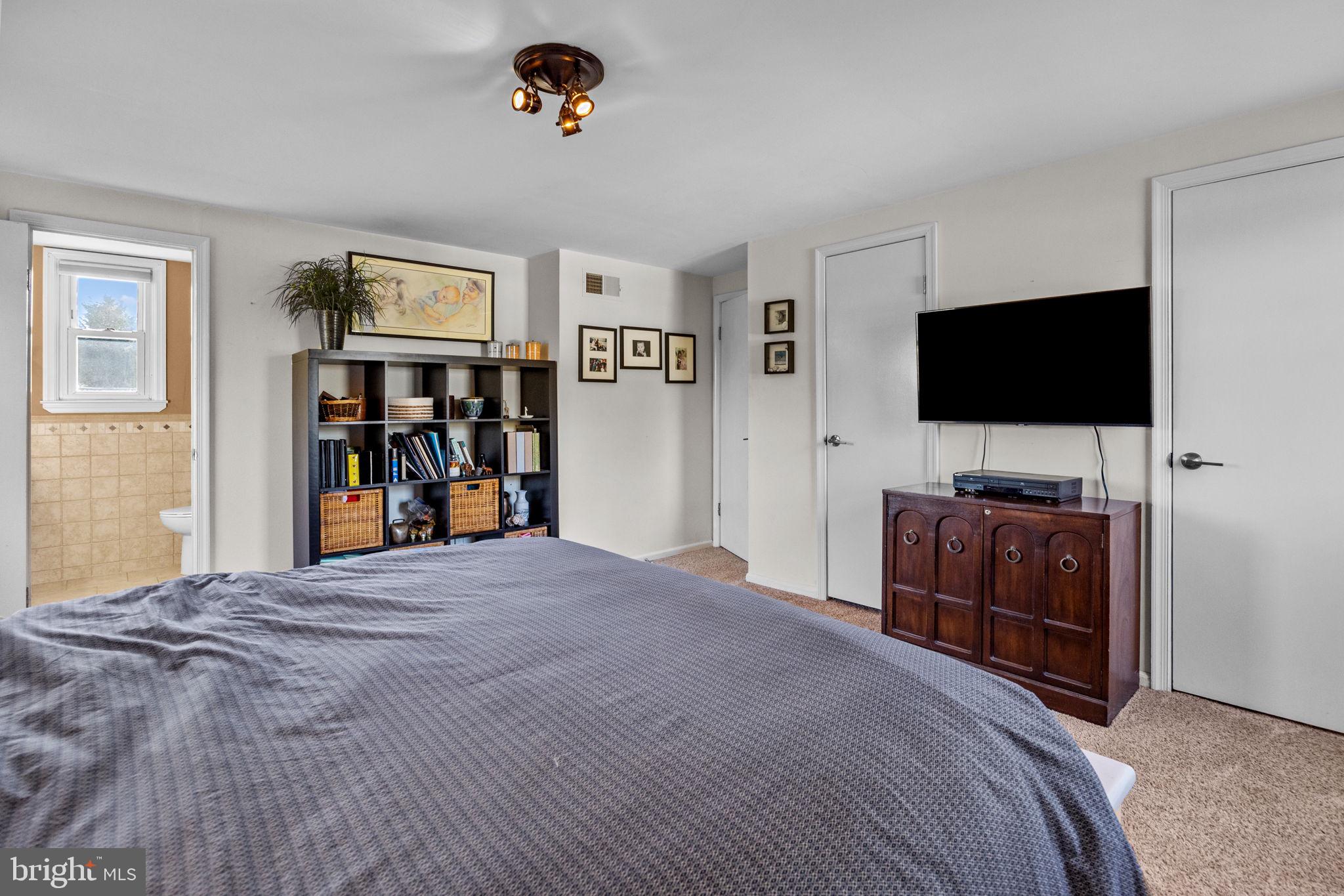 NESHAMINY VALLEY - Residential